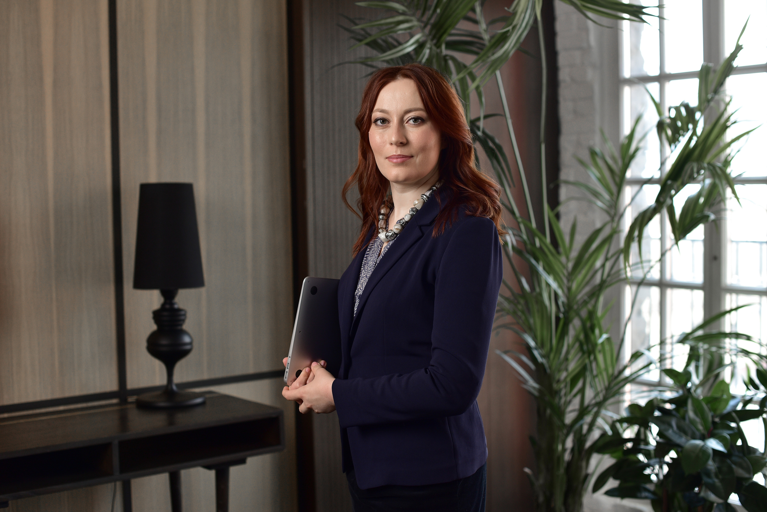 Галерея студийных женских портретов + стрит