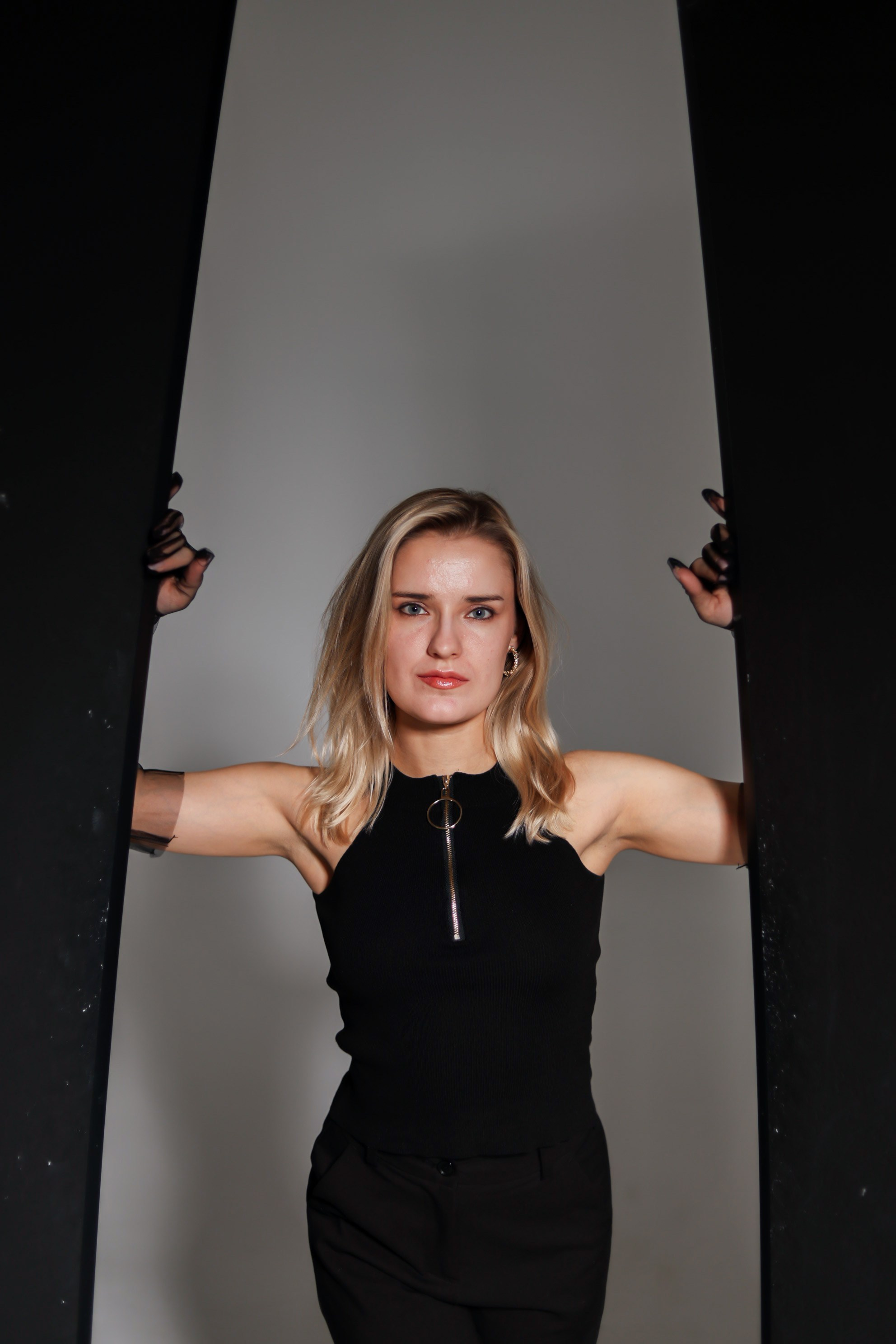 Фотосессия в студии Валерия. Женский фотограф в Орске Новотроицке Динара Долганова