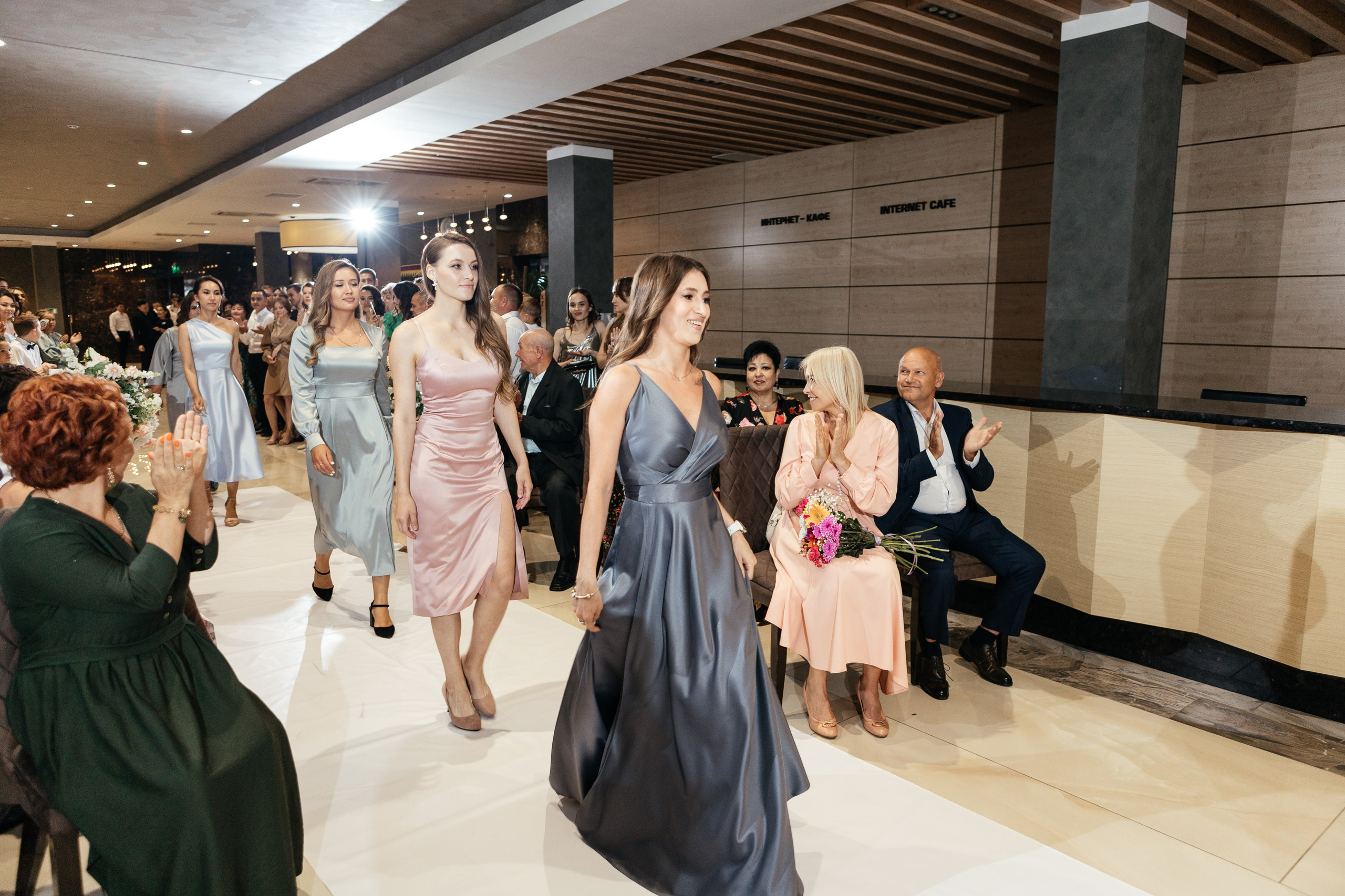 Свадебный фотограф Уфа — Руслан ГабдлисламовЖивые эмоции, красивые кадры, воспоминания на всю жизнь.Работаю по всей Республике Башкортоста. Свадебный фотограф Уфа Руслан Габдлисламов