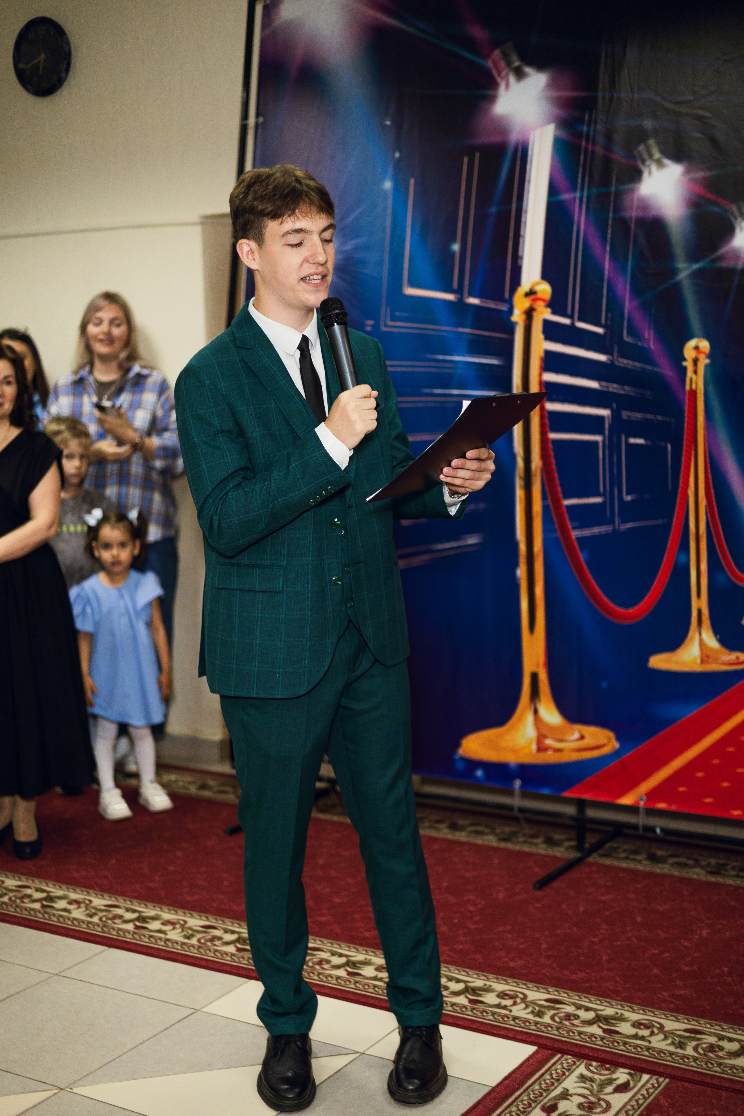 3 школа. Фотограф и видеограф в Бугульме Аня Трутнева