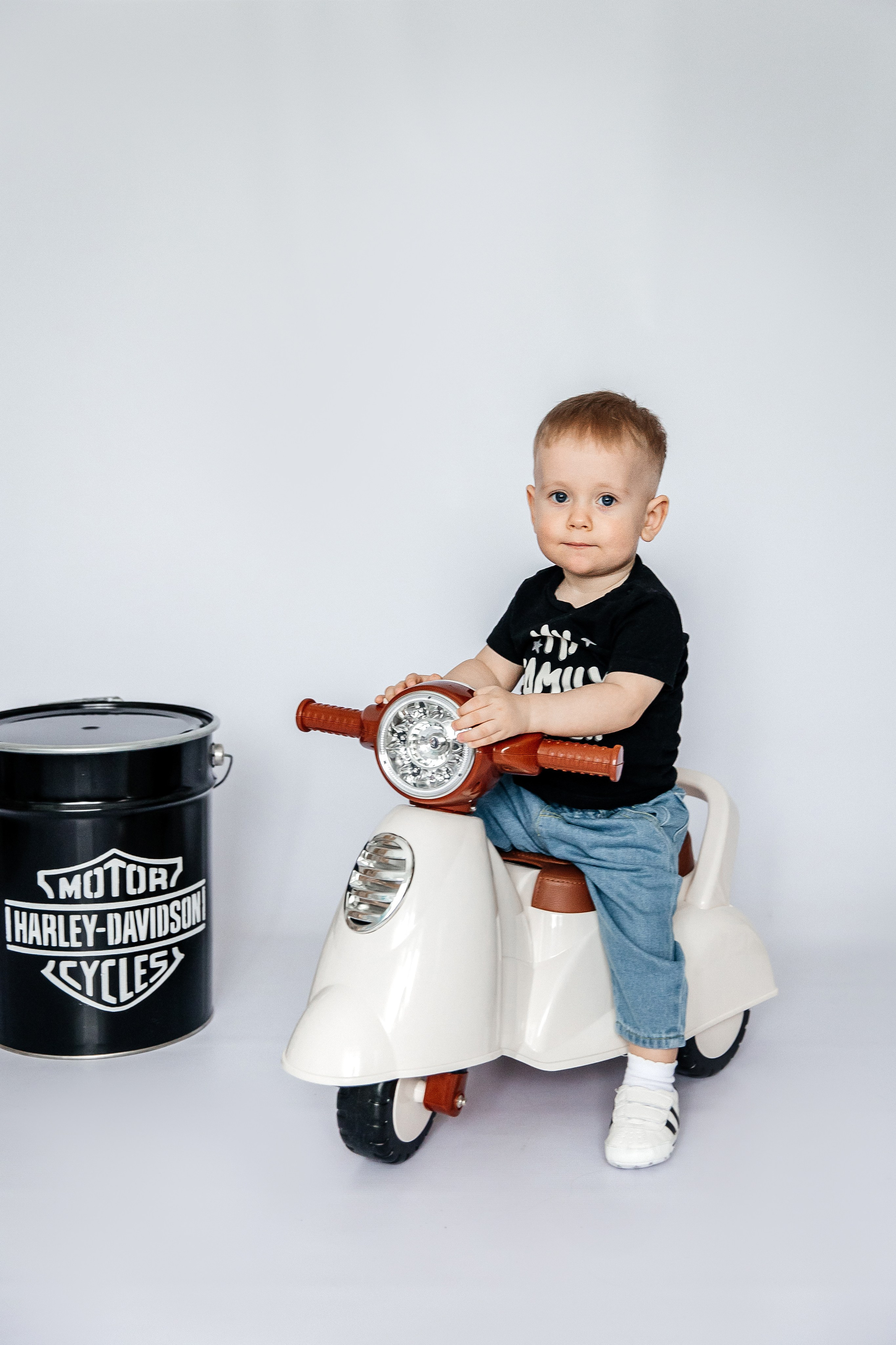 Мотоцикл. Детский фотограф, выпускные альбомы в Нижнем Новгороде Бодягина Мария