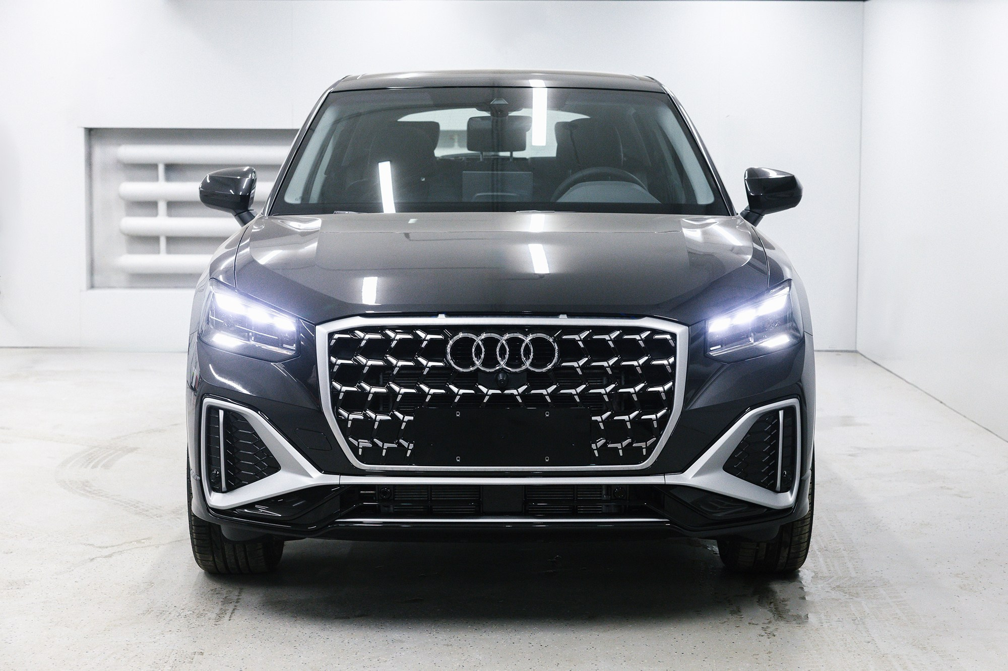 AUDI Q2  35 TFSI 1.5 S tronic (160 л. с.). Автосалон «Х-Авто»