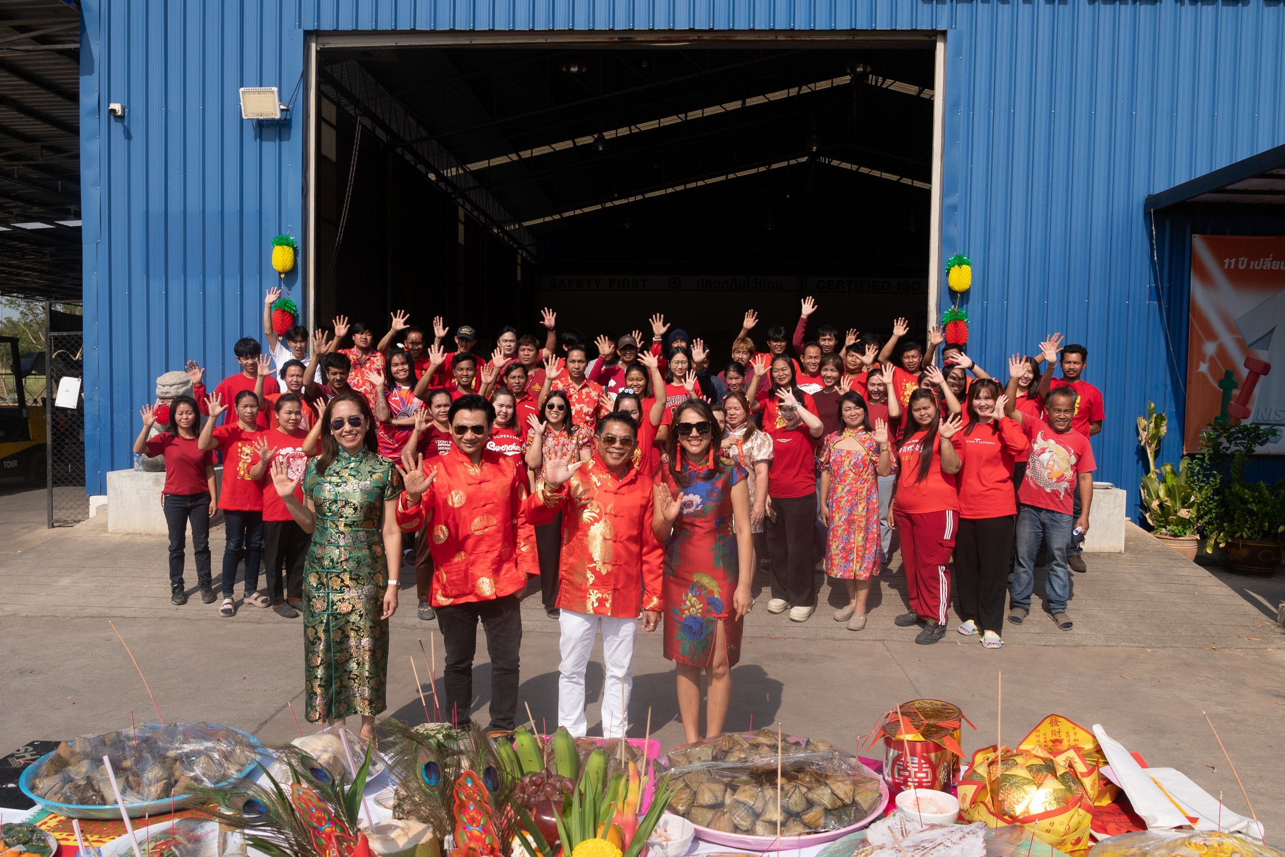 Китайский новый год в компании (Тайланд). Мир живой фотографии о Вас и для Вас