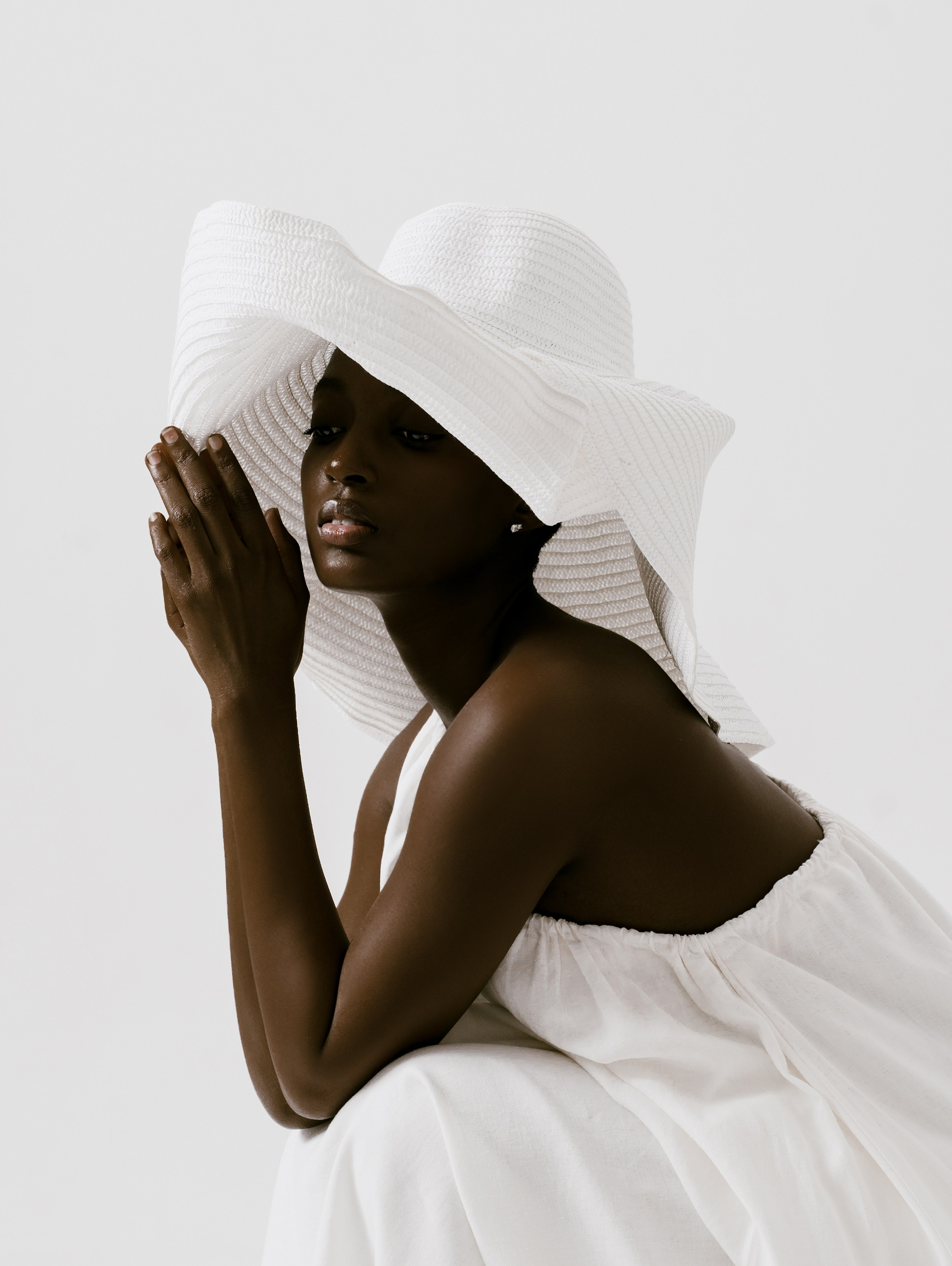 Контрастная фэшн. Женский фотограф Санкт-Петербург