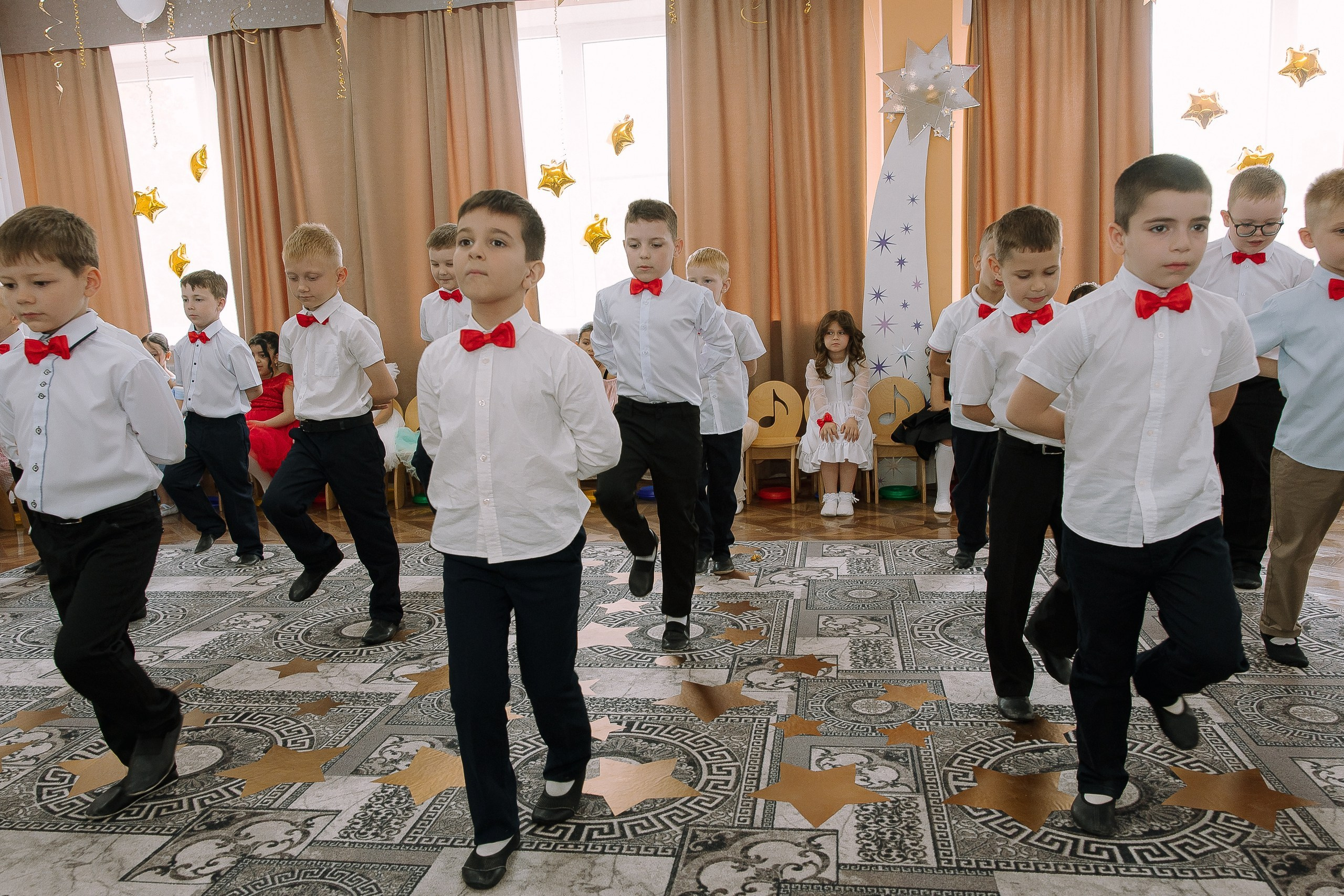 Выпускной в ДС 26. Выпускные альбомы Натальи Бутко: Новороссийск, Анапа, Геленджик