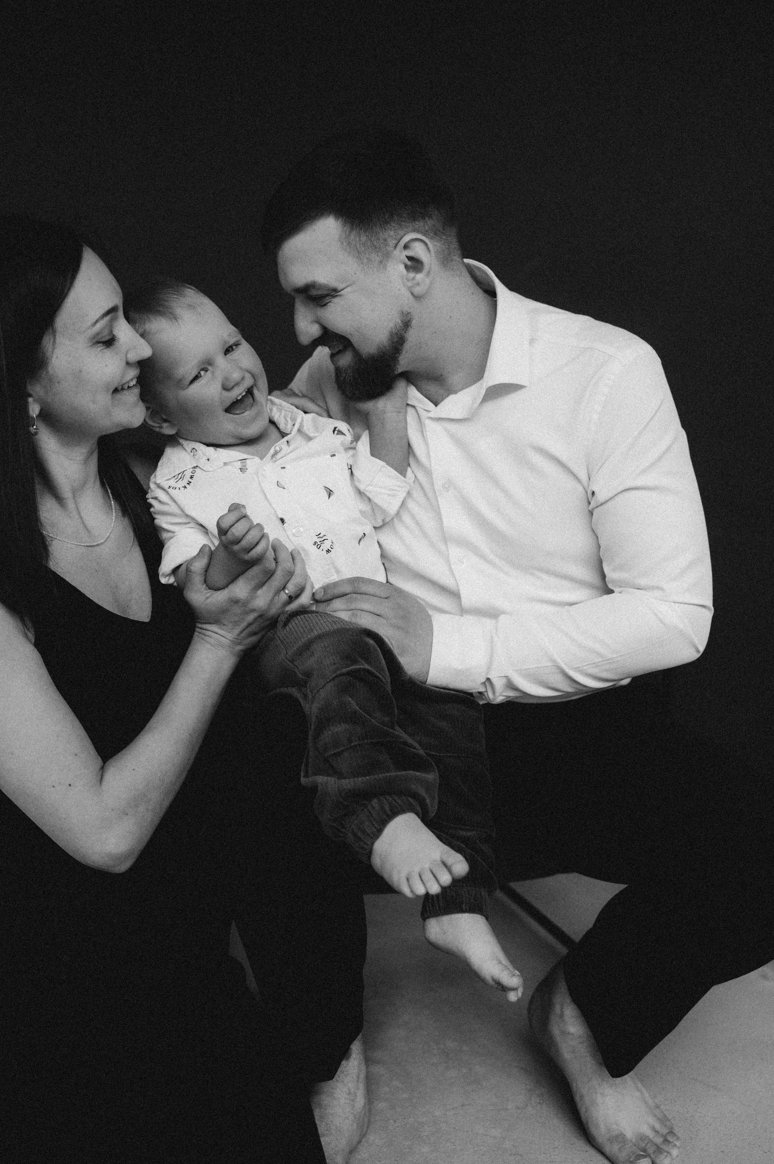 фотосессия в ожидании с маленьким ребенком