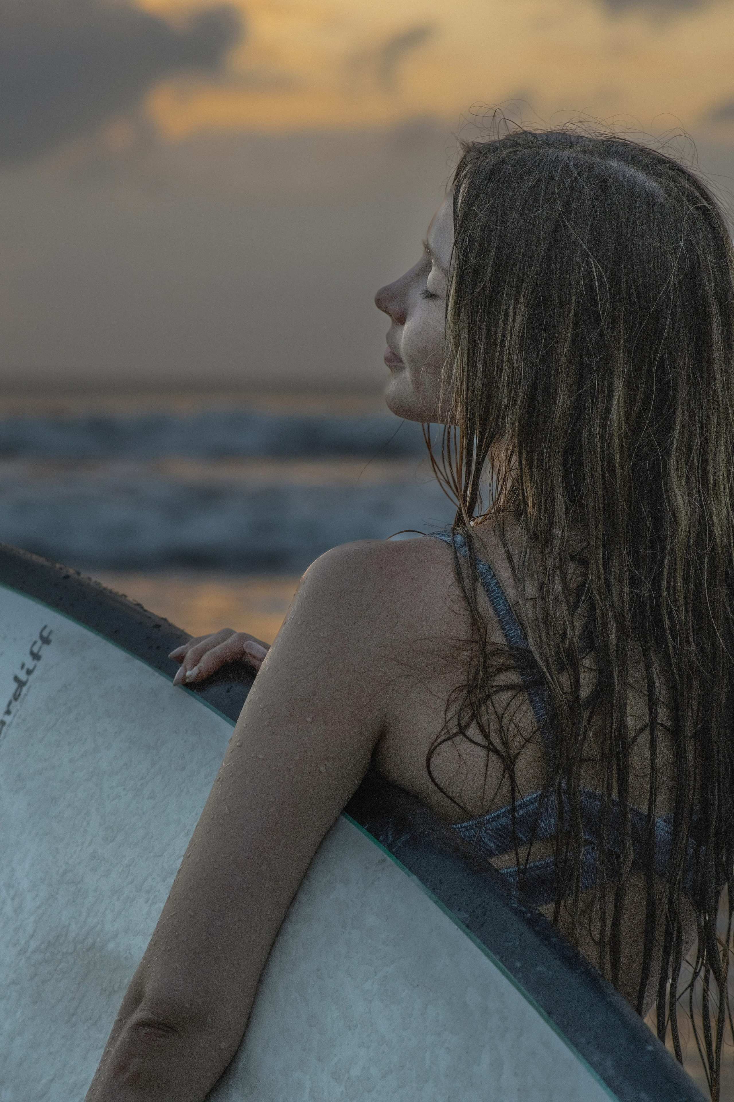 Lilu Surf Bali. Photographer | Retoucher