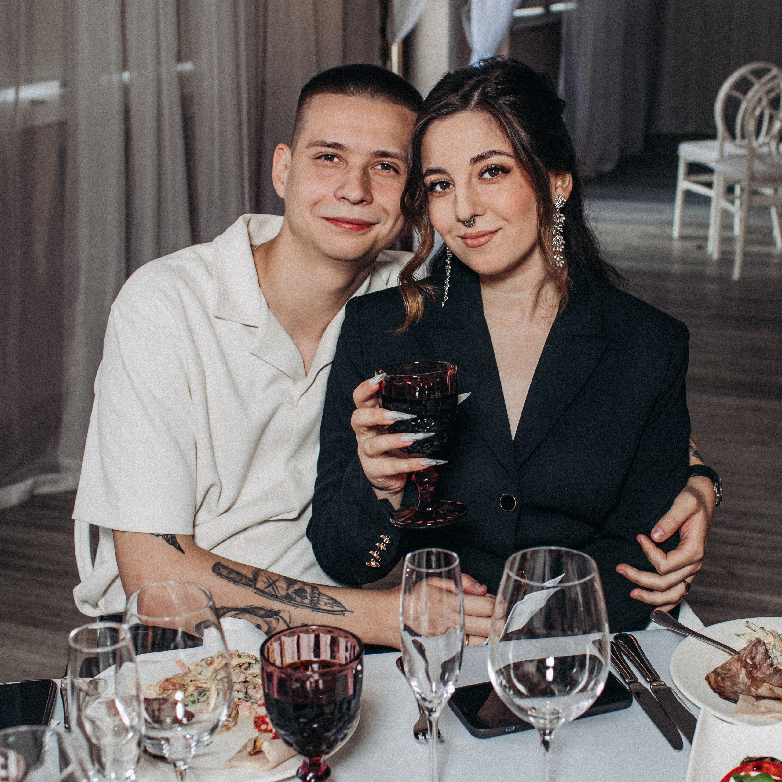 Vlad & Nadya (Saint-Petersburg, Russia). Destination wedding photographer Peter Letu