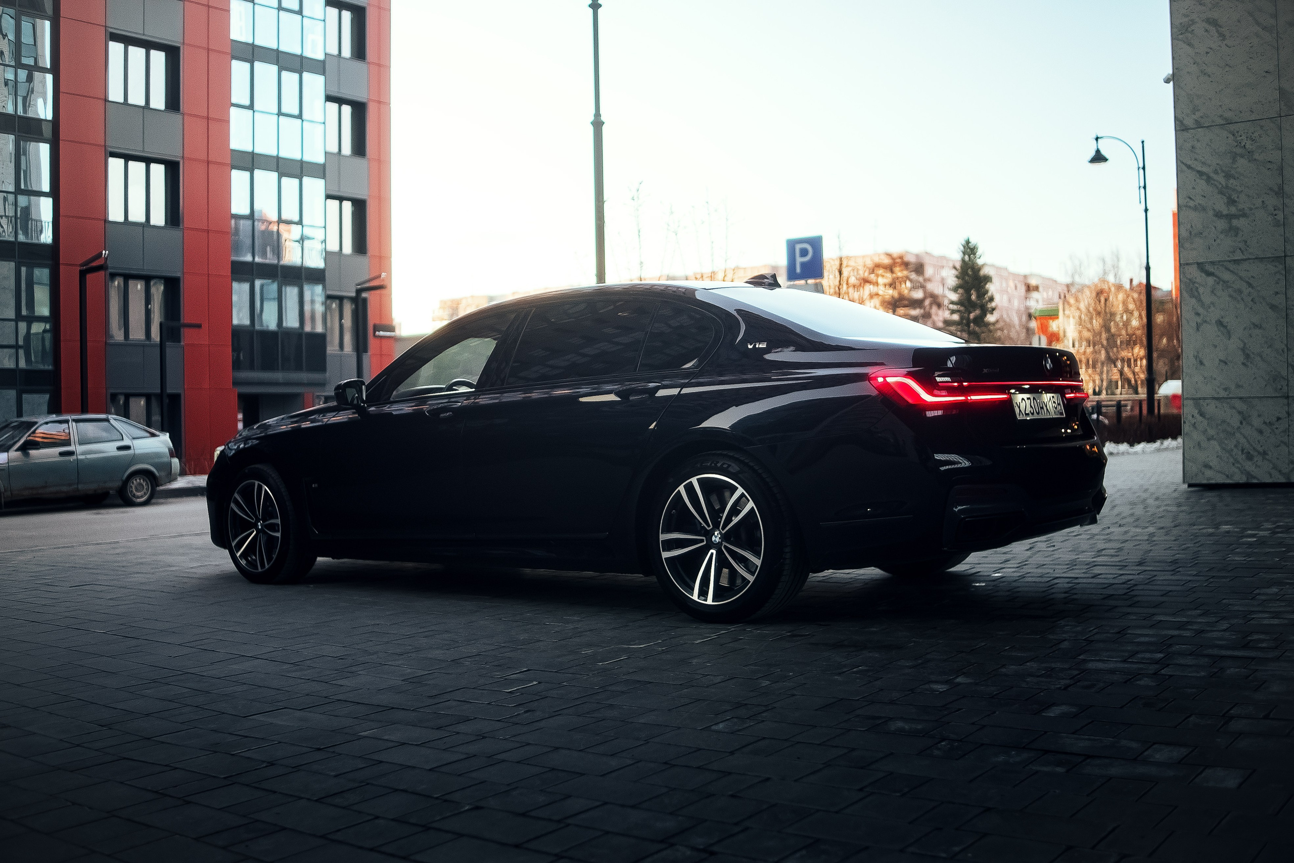 BMW 760Li. Фотограф в Новосибирске Владислав Унтерберг