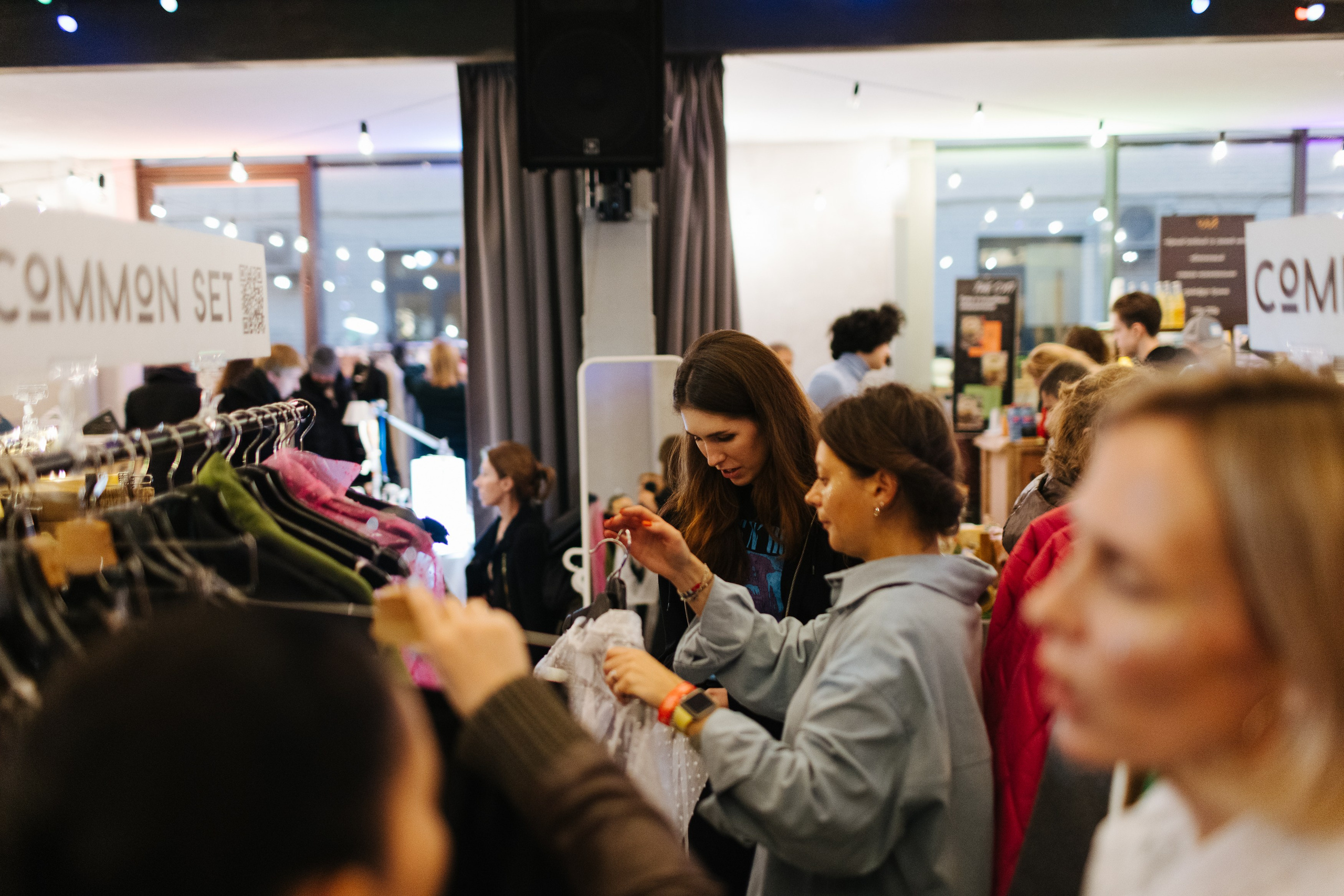 12–13 ноября 2022 POP-UP в ДК Рассвет. Фотоотчеты «Ламбада-маркета»