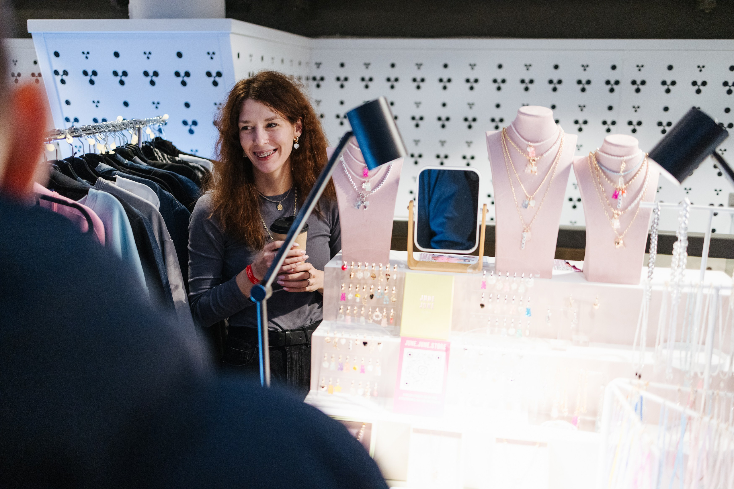 23–24 декабря 2023 в «Три вокзала. Депо» / День 2 / фото Валерий Белобеев. Фотоотчеты «Ламбада-маркета»