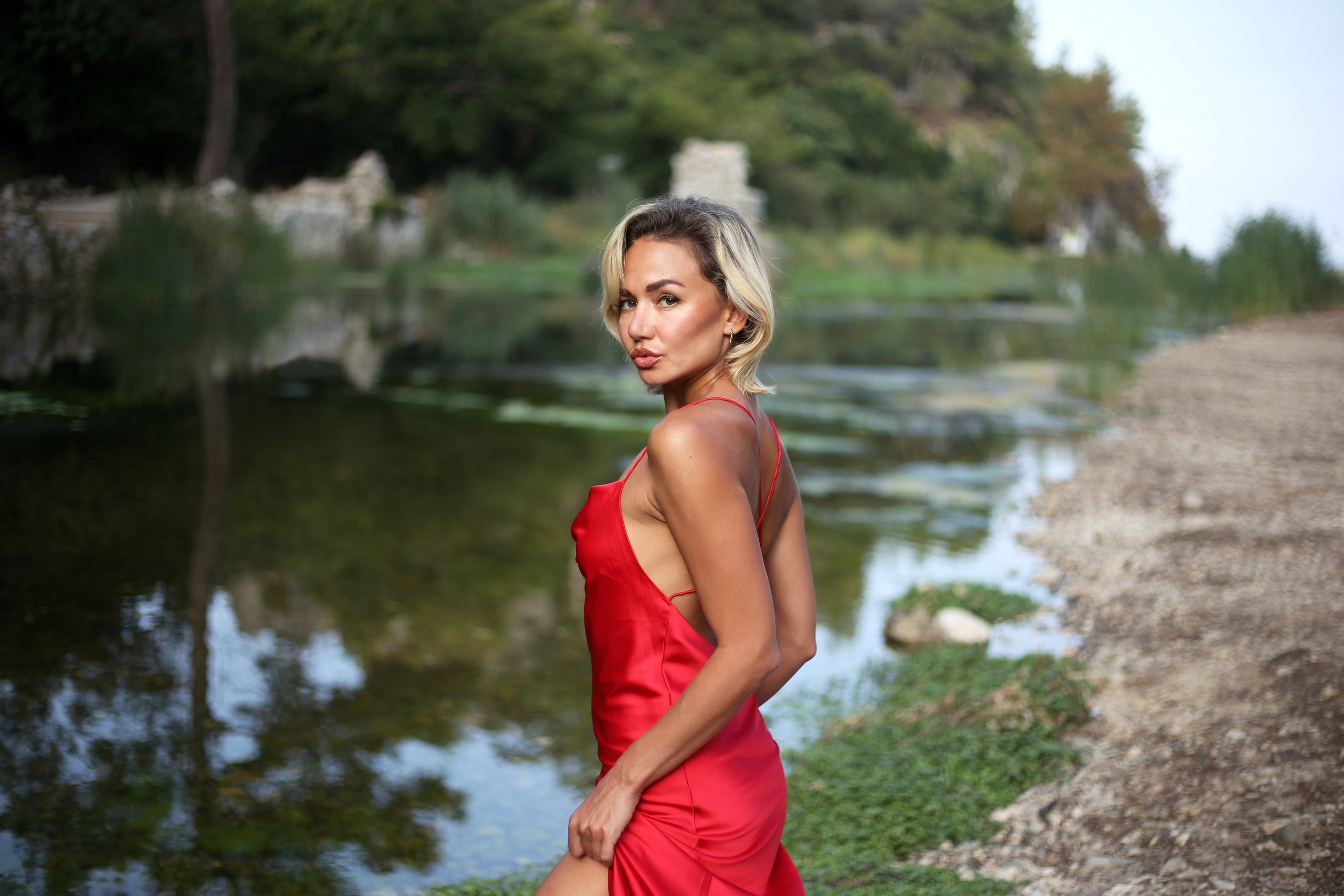 Индивидуальная фотосессия в античном Олимпосе и на пляже Чиралы, Кемер. Профессиональный фотограф в Турции Анталии Кемере Сиде Белеке Алании