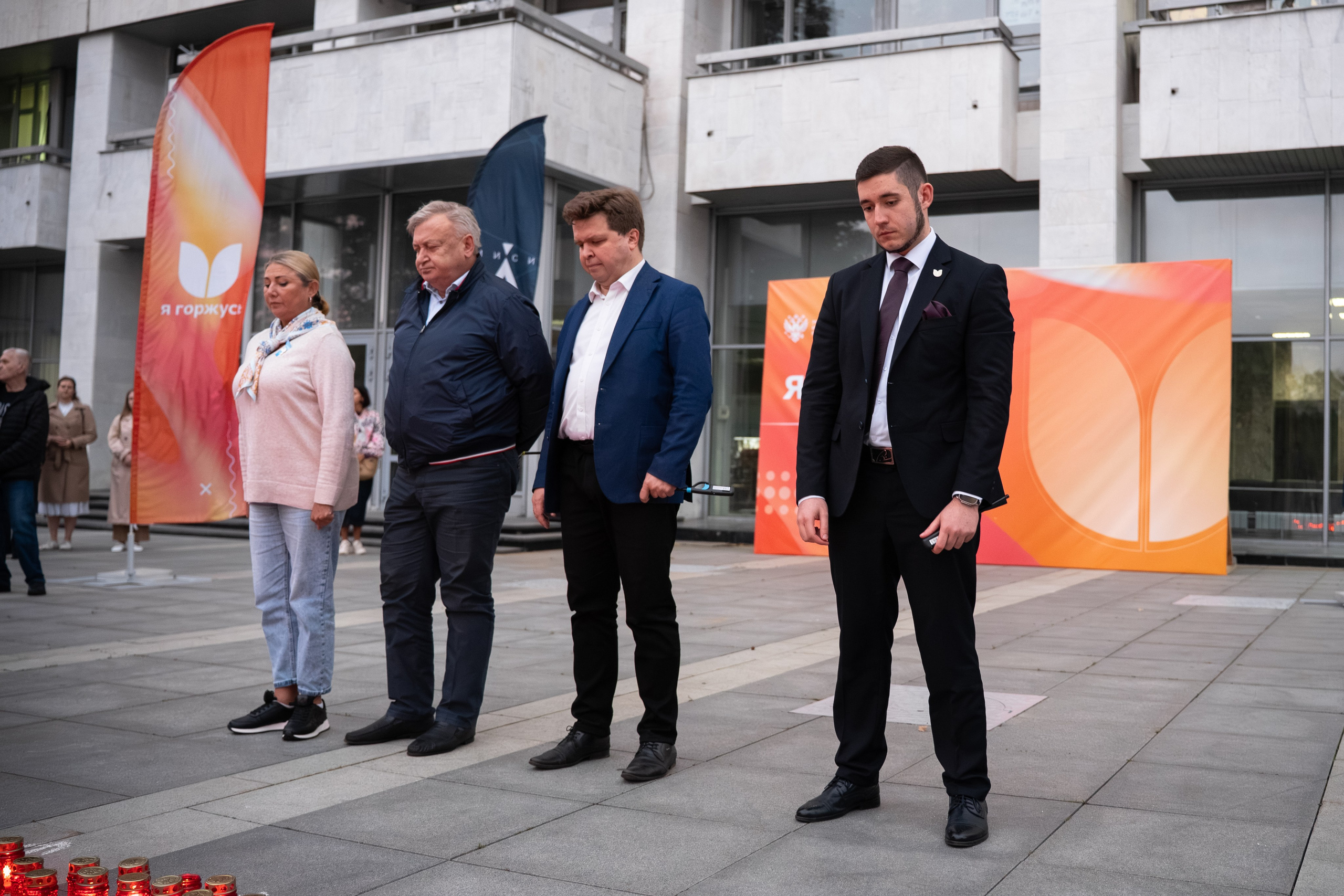 Свеча памяти НИУ МГСУ 2025. Автомобильный фотограф в Москве Иван Петушков
