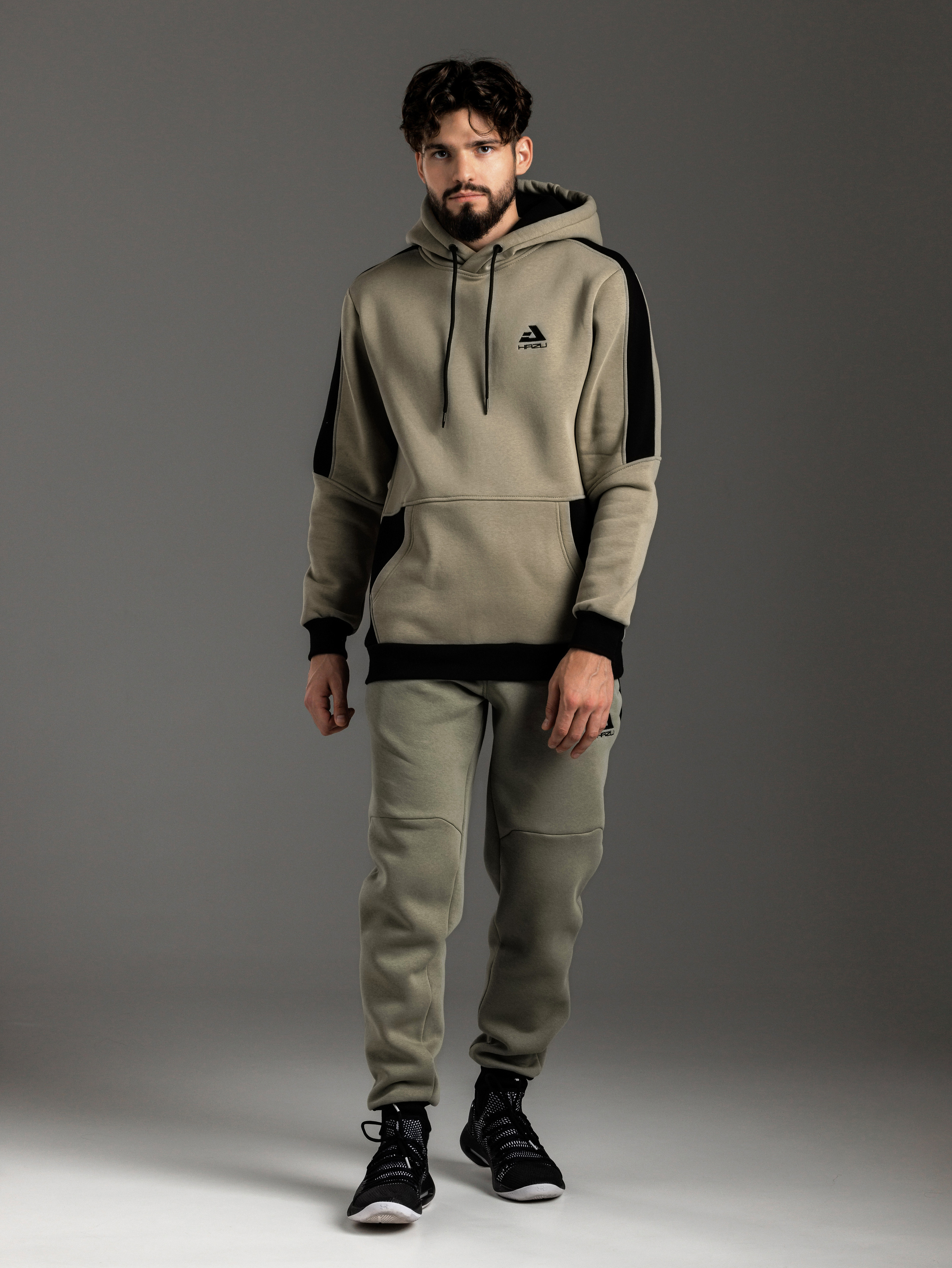 Спортивные костюмы. Фотограф Виталий Хайлов, Екатеринбург