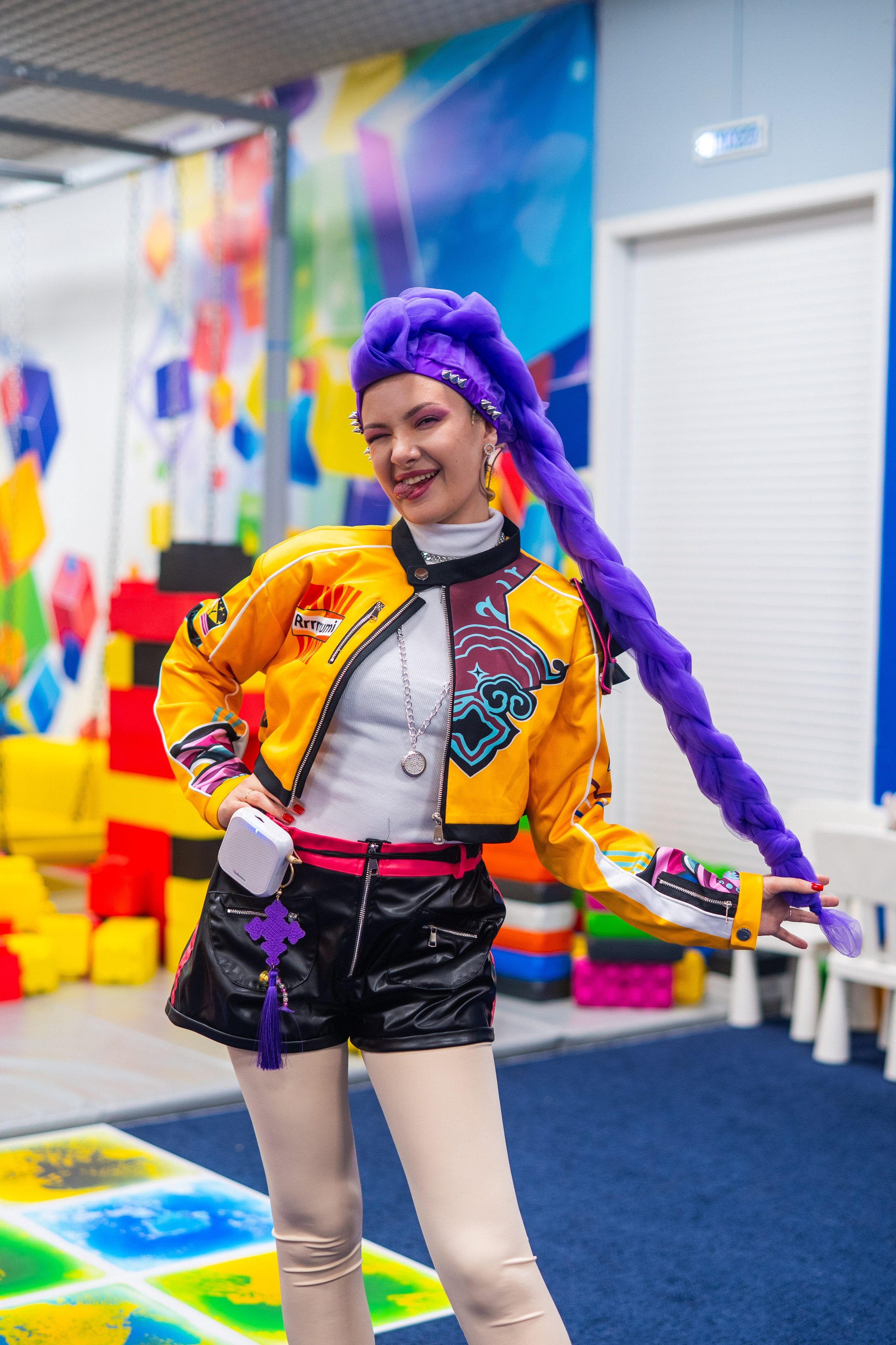 День Рождения Аленочки в Ниндзя Кидс в гости к ней пришла Супер Звезда Руми. Я Ольга Казанцева, фотографирую снимаю ваши киноистории и печатаю фото и цифровые портреты на холсте