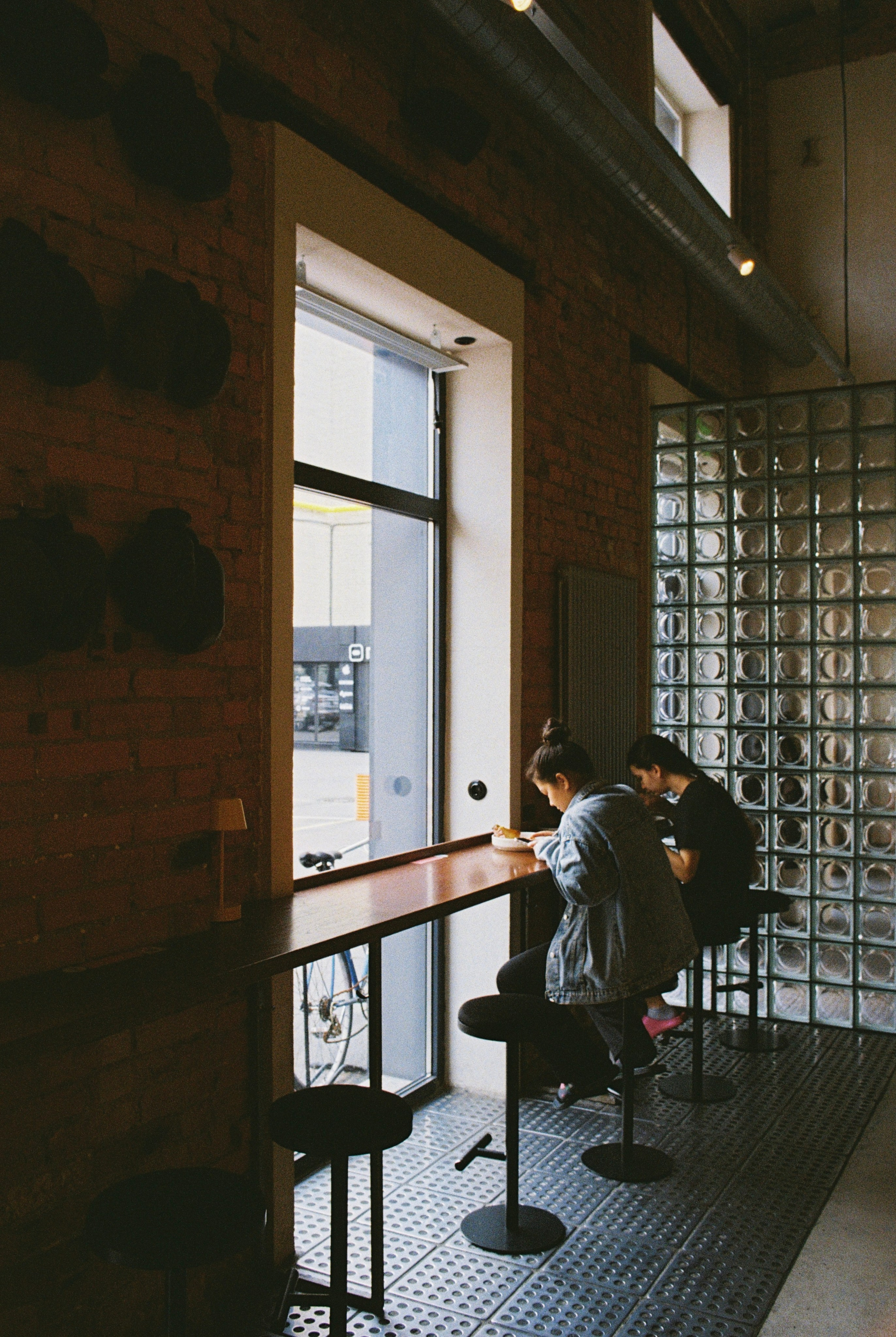 Start cafe. Tatiana Darina — film photographer in St. Petersburg