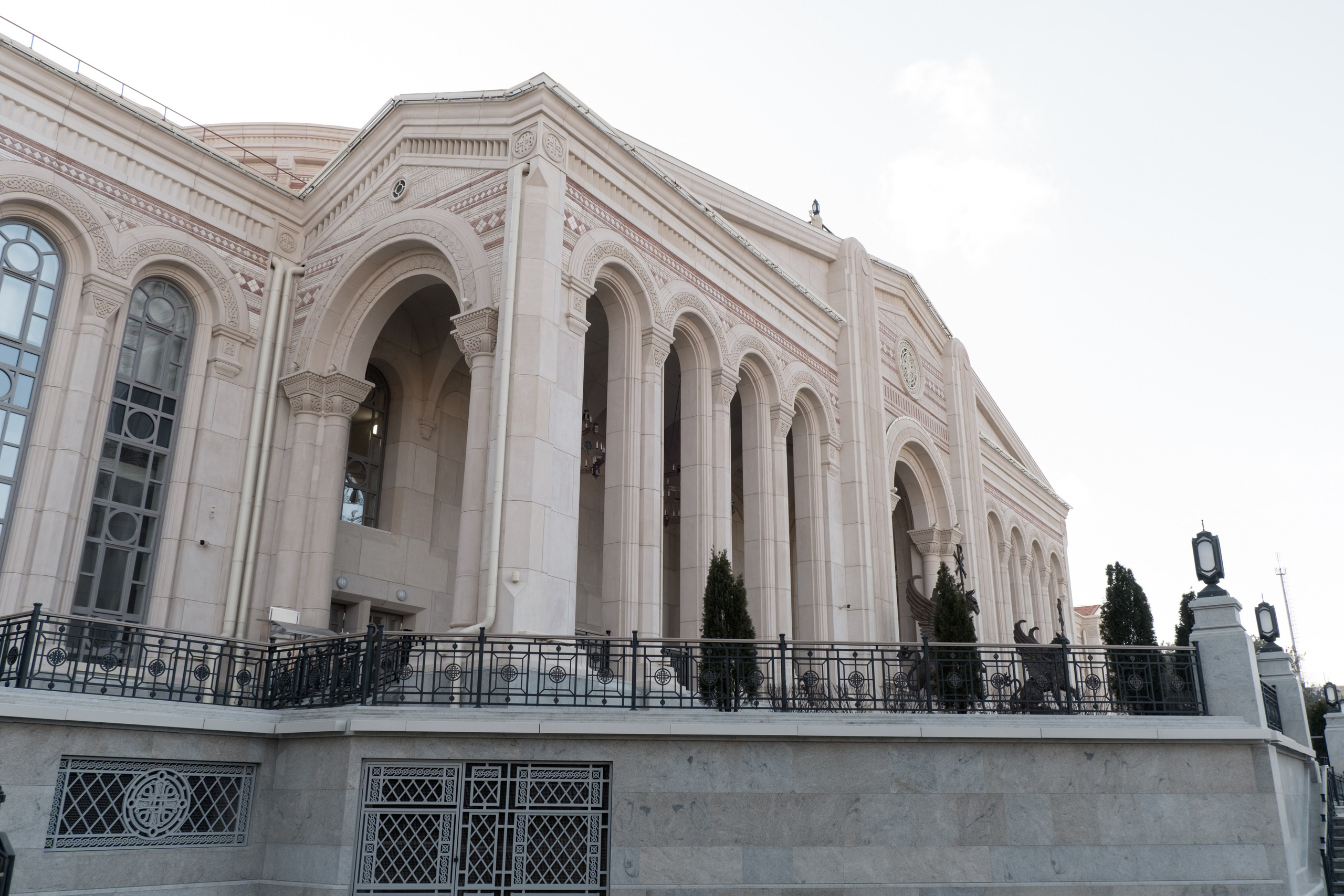 Гостиница Севастополь. Свадебная фотосессия Новый Херсонес. Профессиональная фотосъемка в Крыму. Натуральные эмоции и живые кадры. Забронируйте дату прямо сейчас!