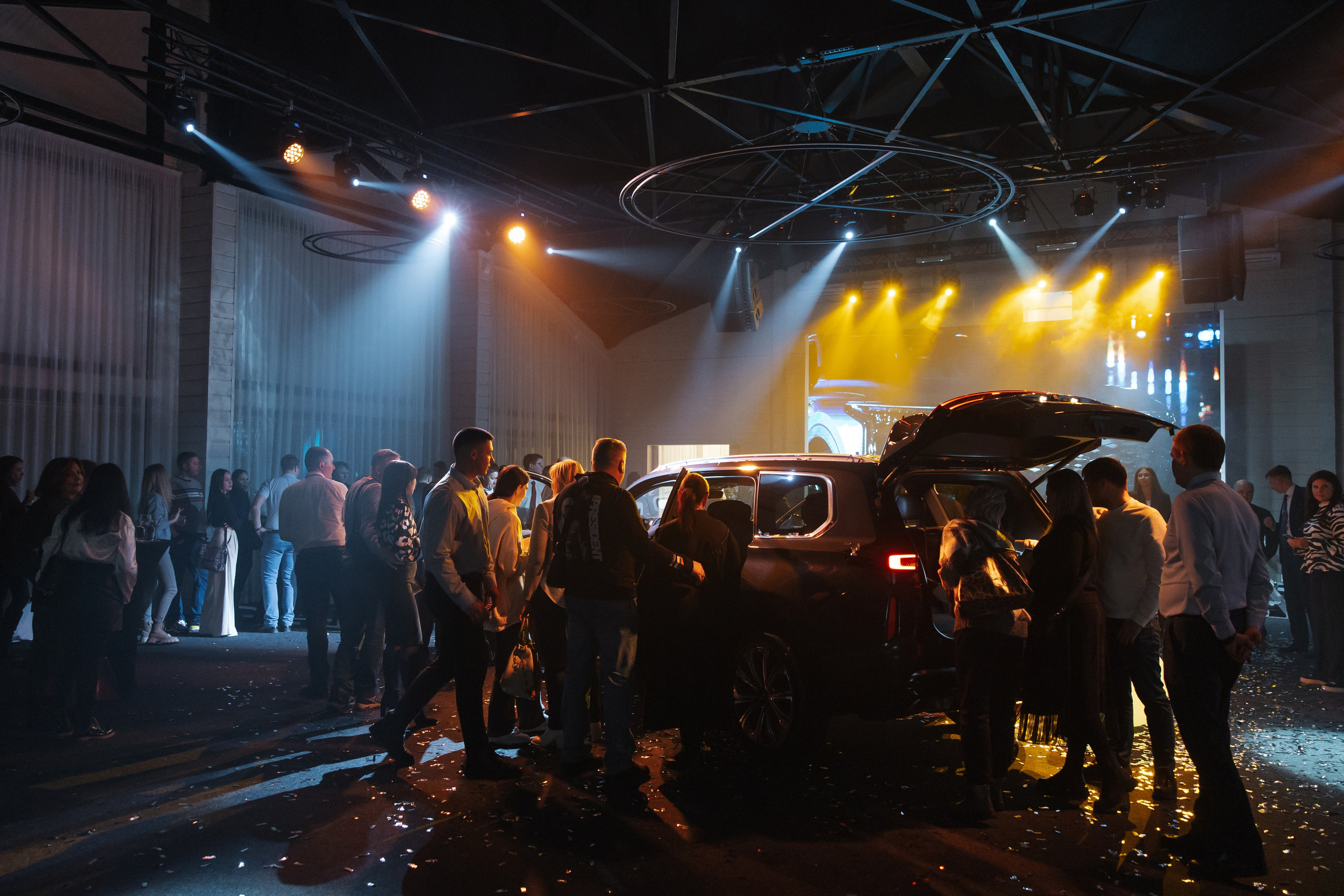 Презентация EXEED VX. Свадебный и репортажный фотограф в Москве Владимир Сергеев | Naysaikolo