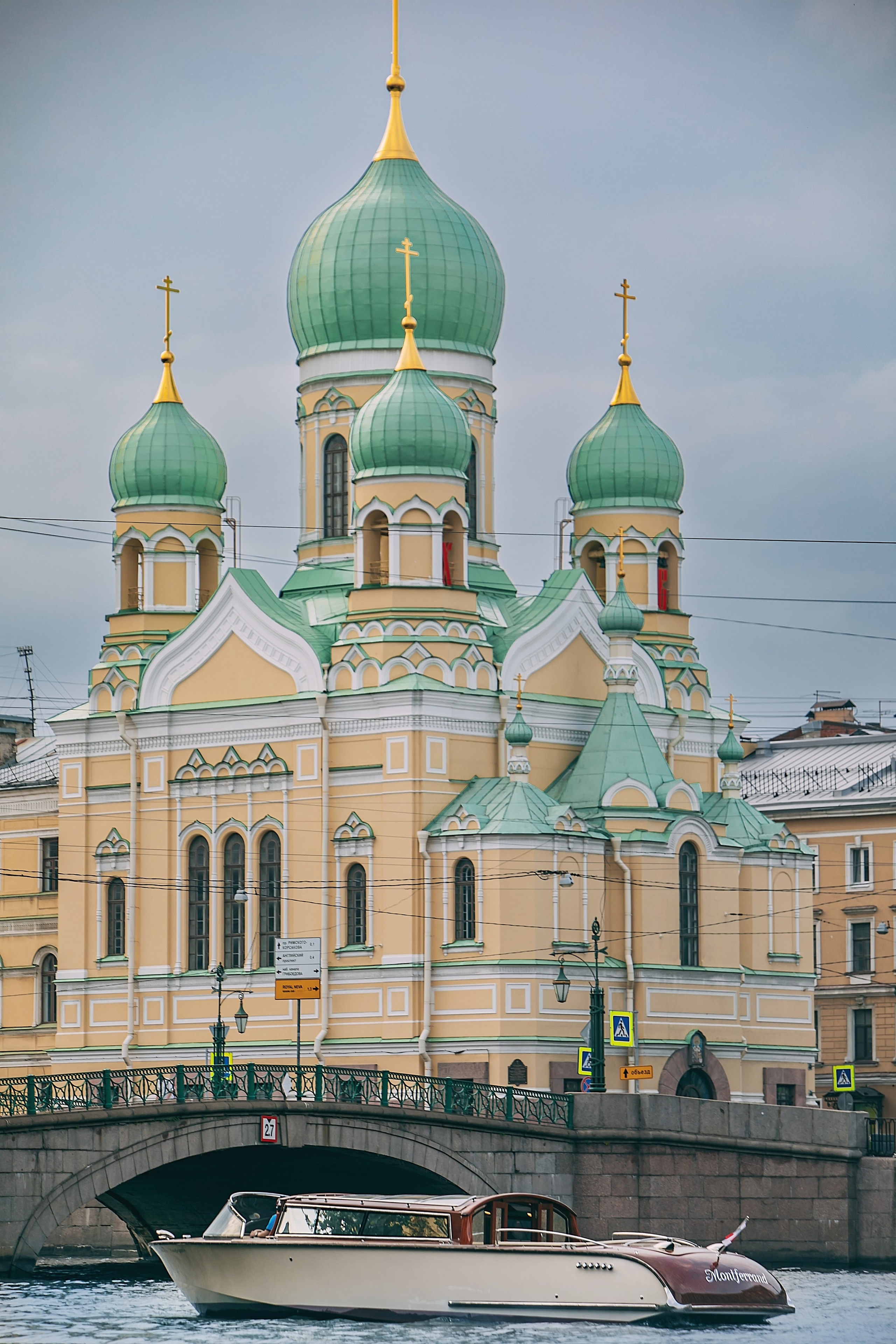 Катер «Montferrand». SPB Rent Boats|аренда катеров и теплоходов