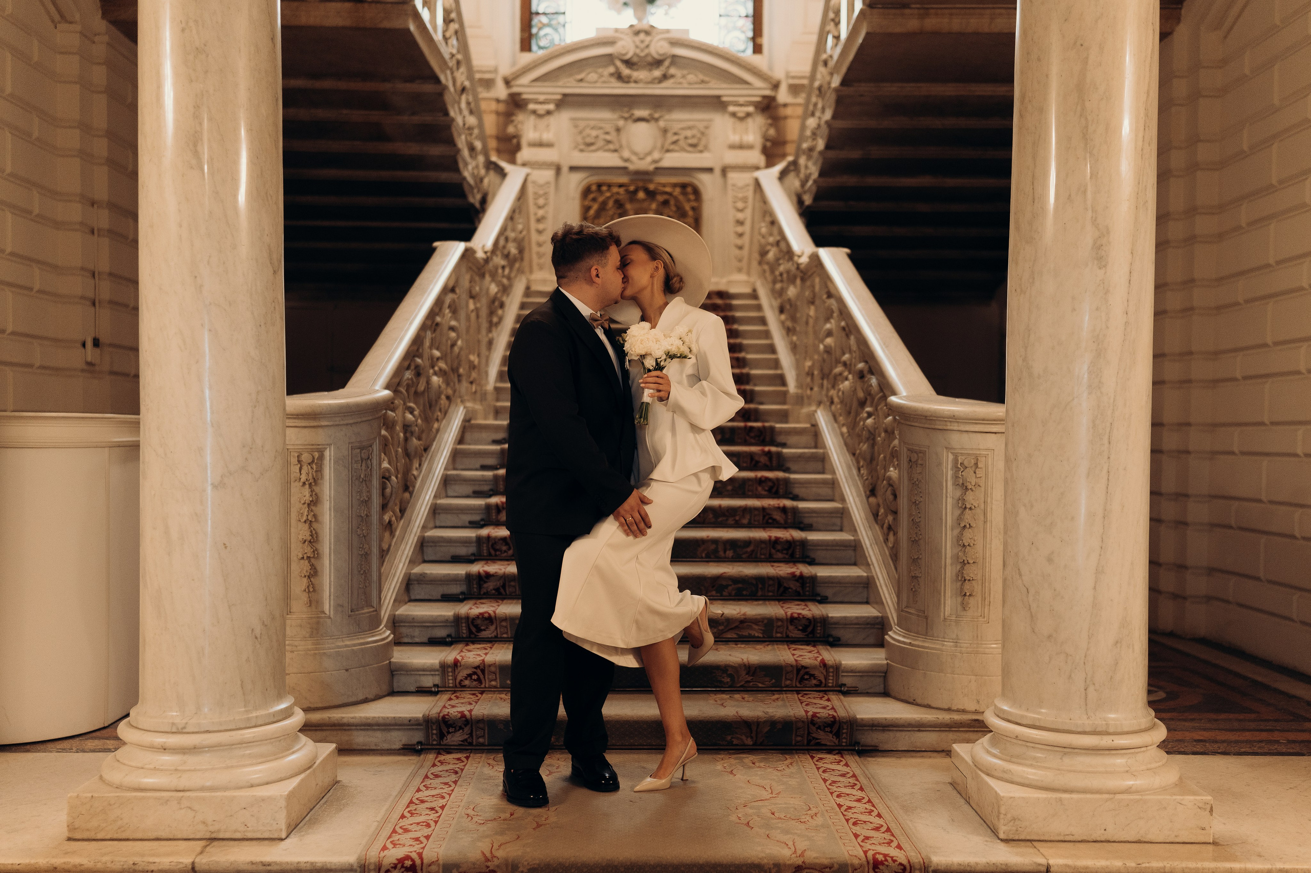 Артём и Елена. Hmliber — фотограф и контент-креатор из Петербурга