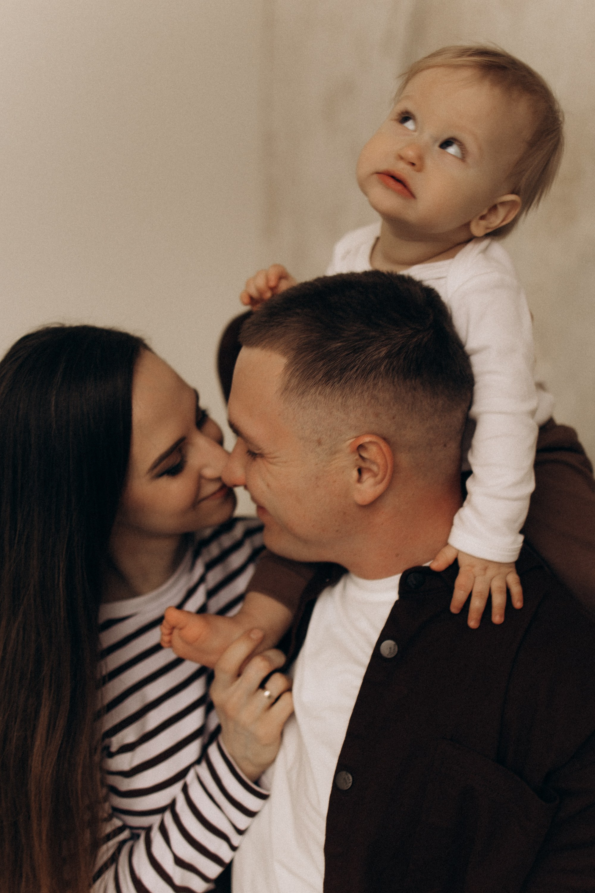 К годику Михаила — зал Песок. Семейный фотограф в Краснодаре Храмова Анна