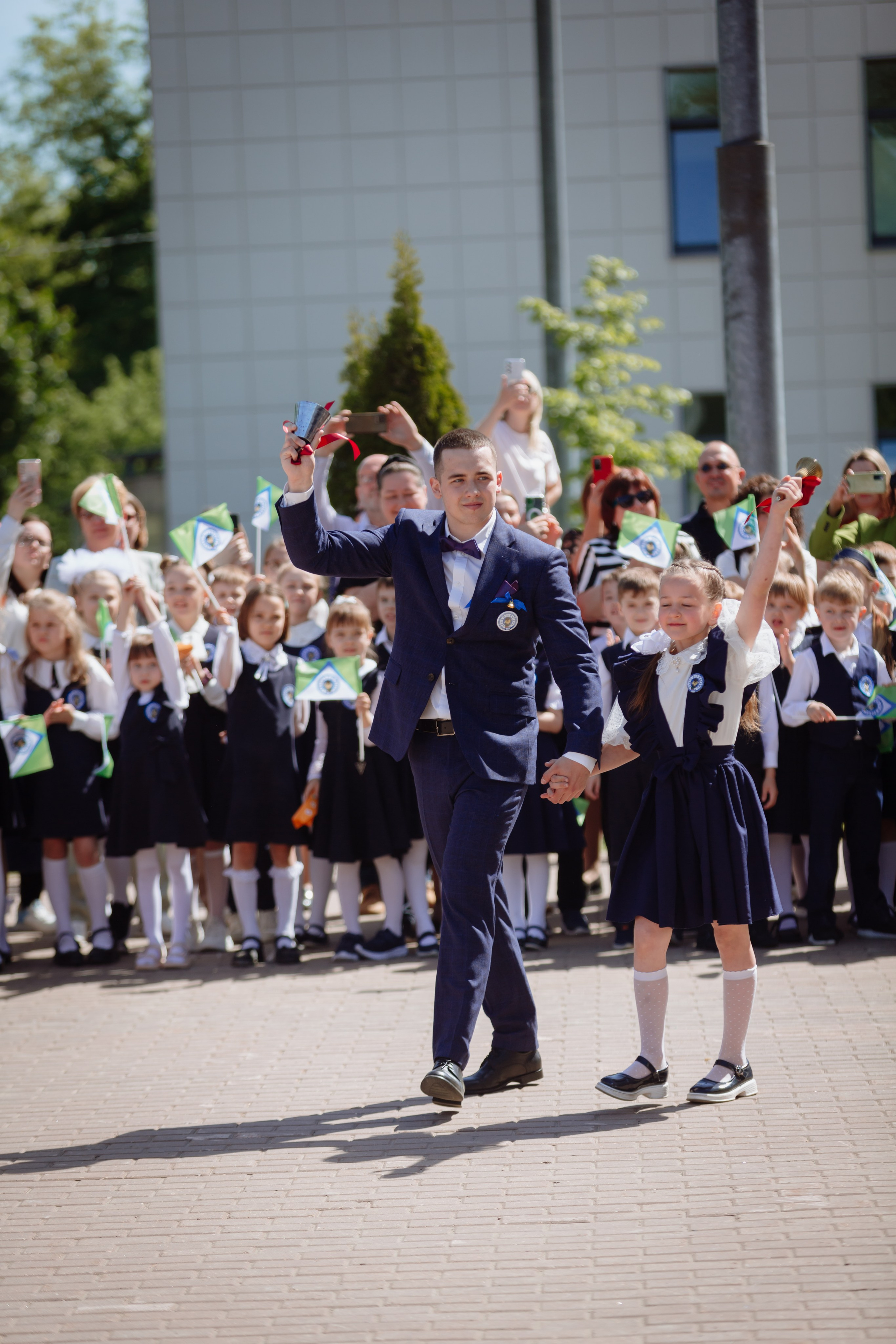 Последний звонок 2024 (2 часа фотосъемки). Профессиональный фотограф Надежда Антонова