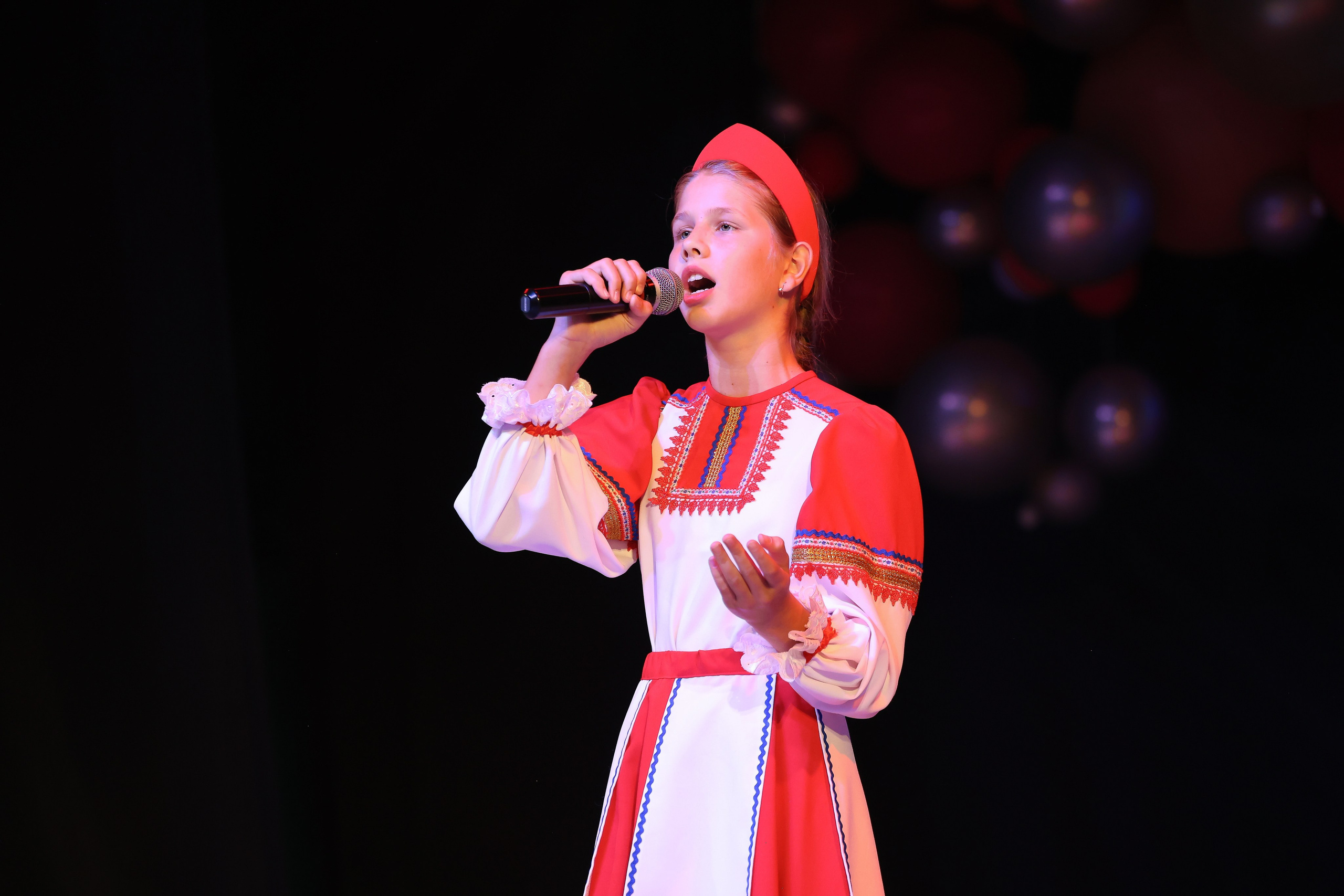 Сцена. Фотограф Антон Клейнос, Владивосток