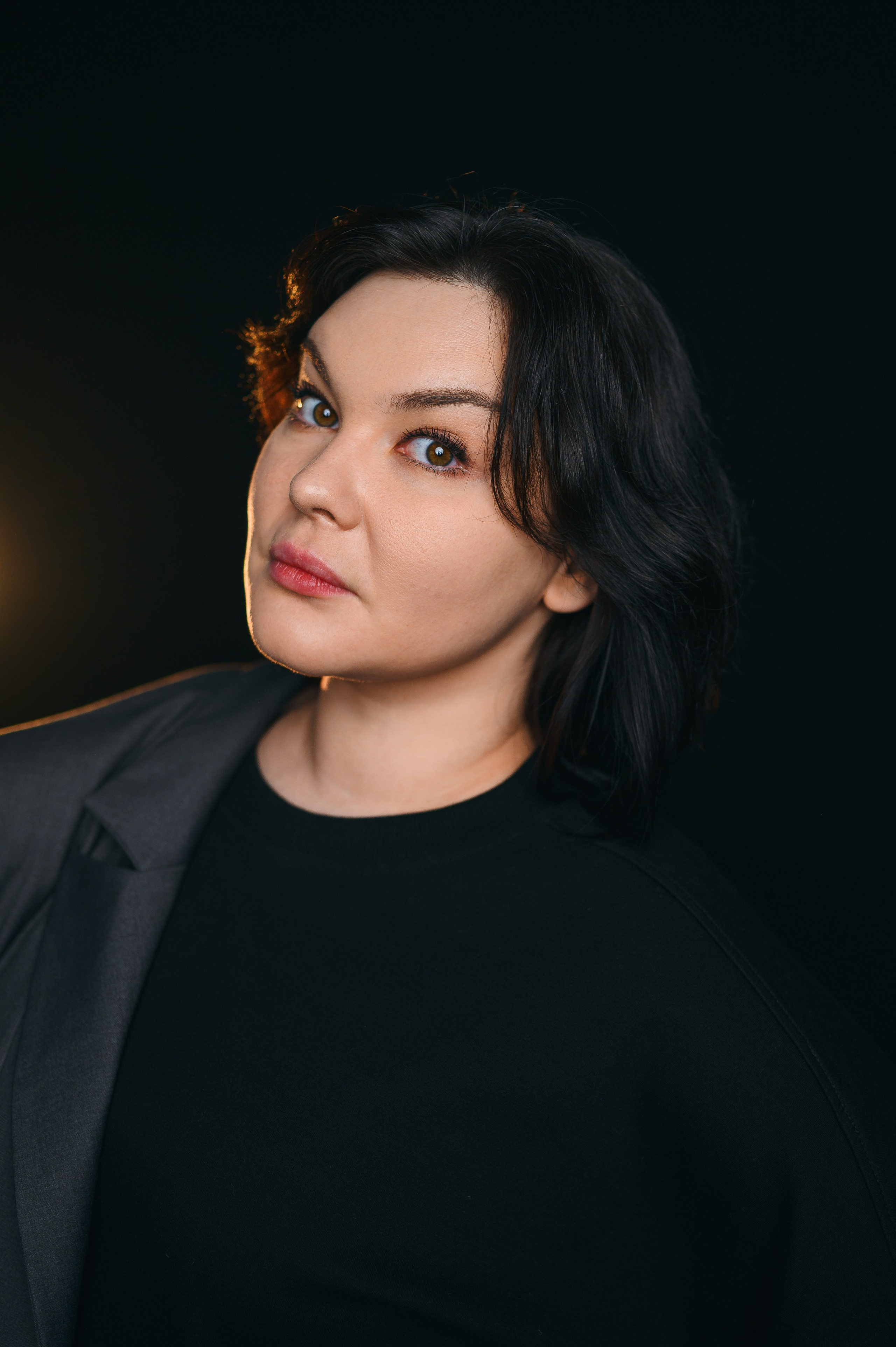 КОНТРАСТНЫЙ ПОРТРЕТ. Фотограф в Белграде Чугреева Елена