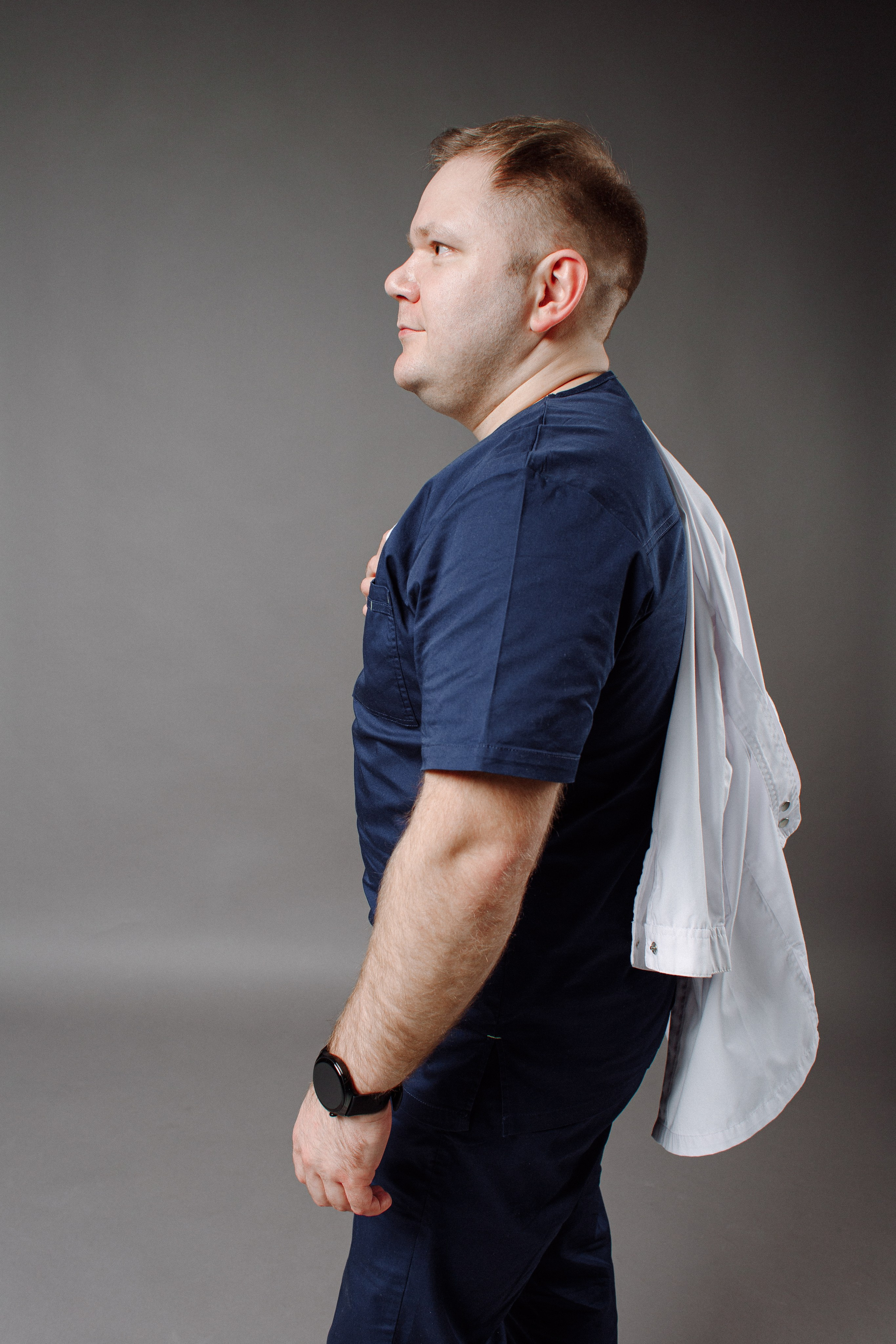 Съёмка врача в студии. Фотограф врача в Нижнем Новгороде и Нижегородской области.