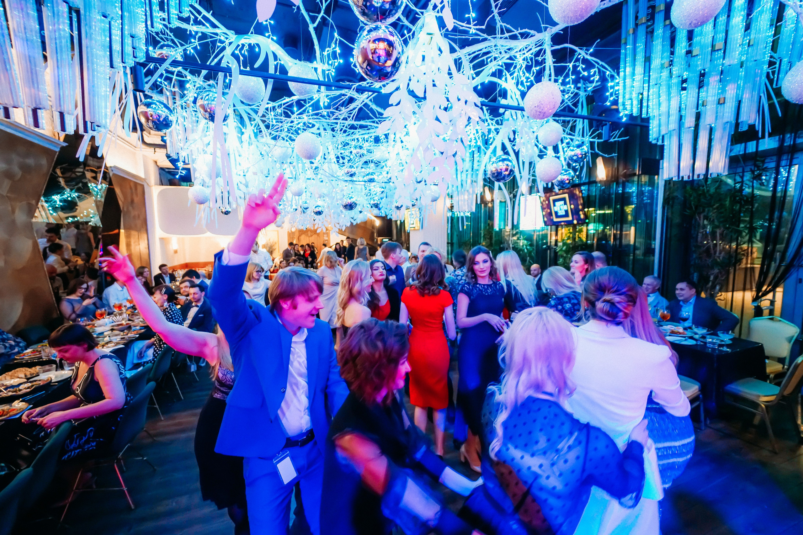 НОВОГОДНИЙ КОРПОРАТИВ