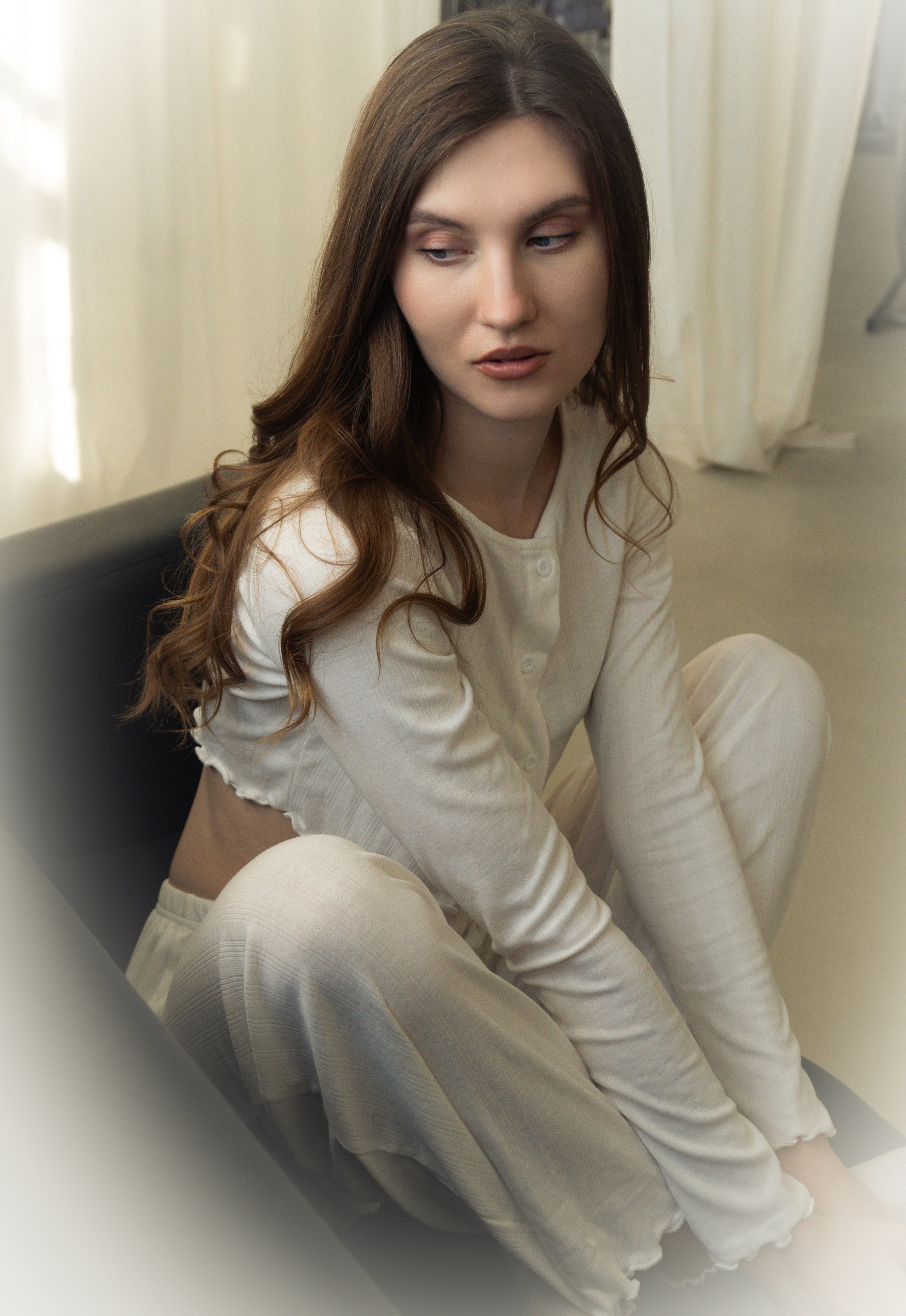 Julia. Я — Алёна и я фотографирую красиво (е)