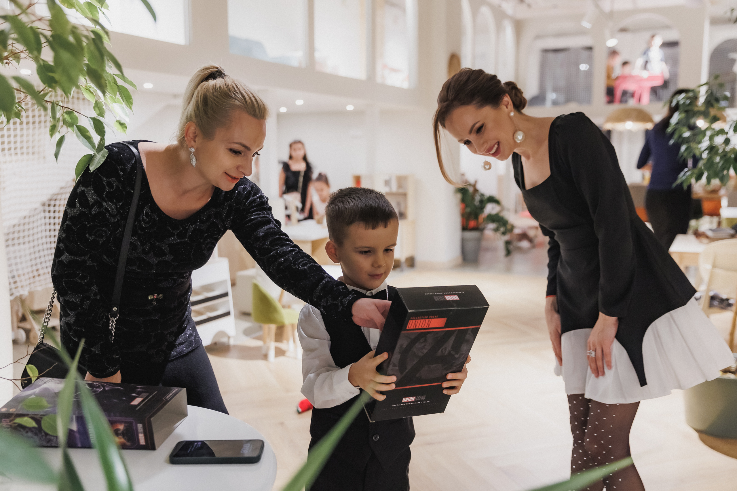 Тусовка Десептиконов. Алексею 6 лет!. Фотограф в Волгограде — Александра Искандерова