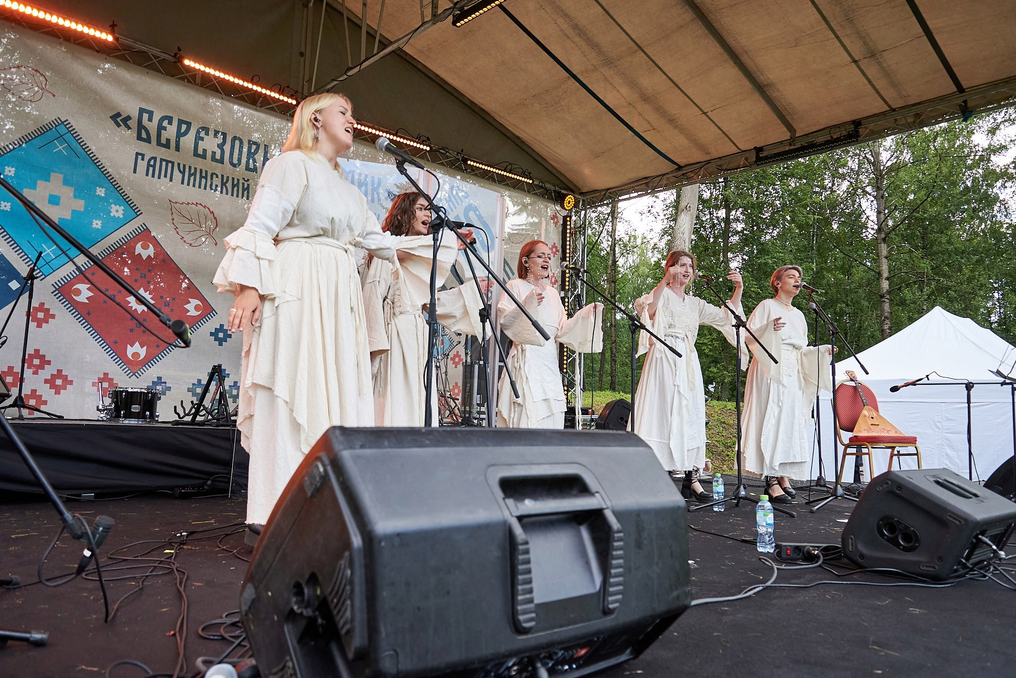 Березовый домик, фестиваль этно музыки. Иван Ступа, репортажный фотограф в Санкт-Петербурге и Ленинградской области