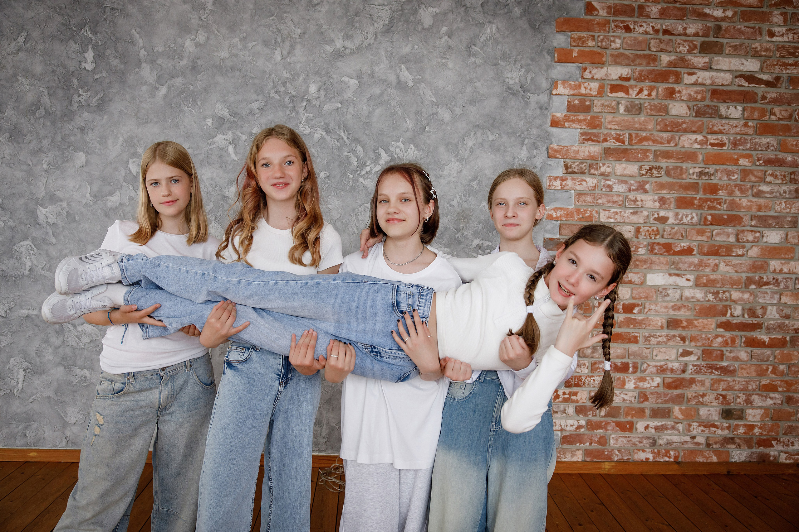 5А студийная фотосессия. Photoalbum-vl.ru