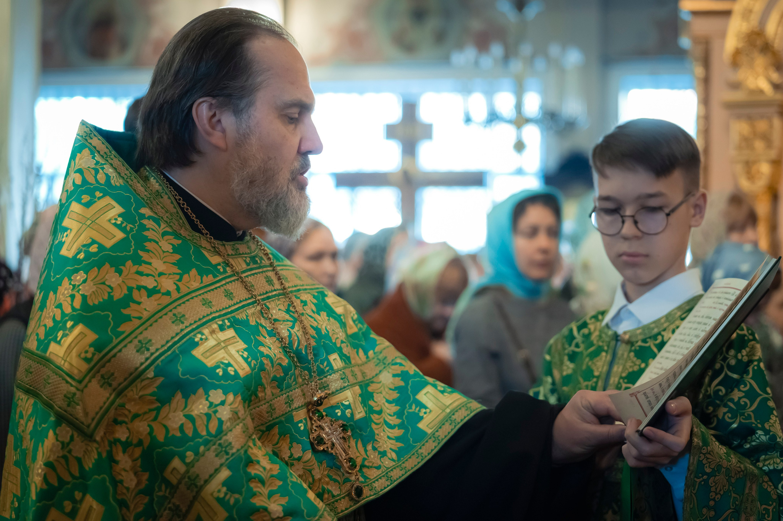 Богородский Храм. Всенощное бдение. Освящение верб. Антон и Татьяна Денисенко — В храме