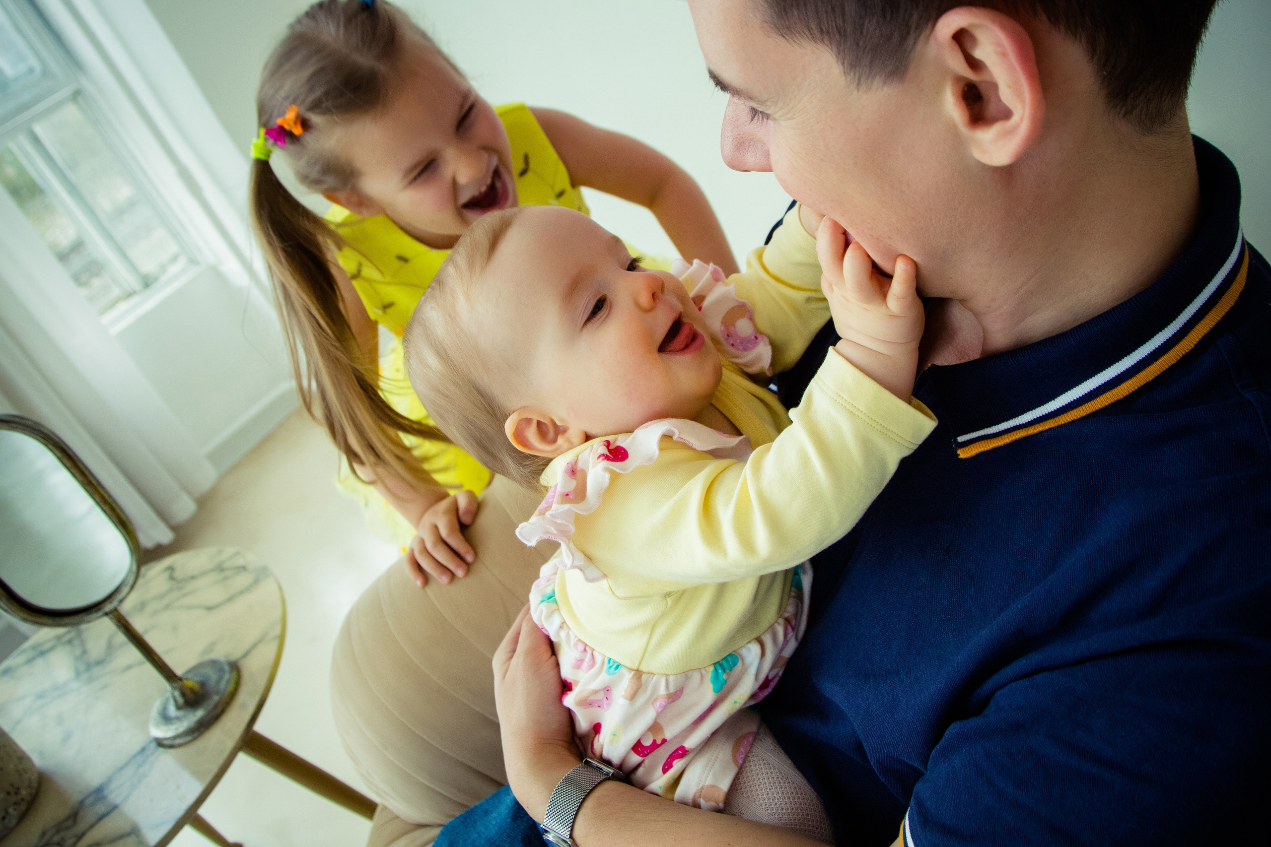 Семейная фотосессия в студии One take studio VANILLA. Свадебный и семейный фотограф в Москве и Подмосковье Лариса Козлова