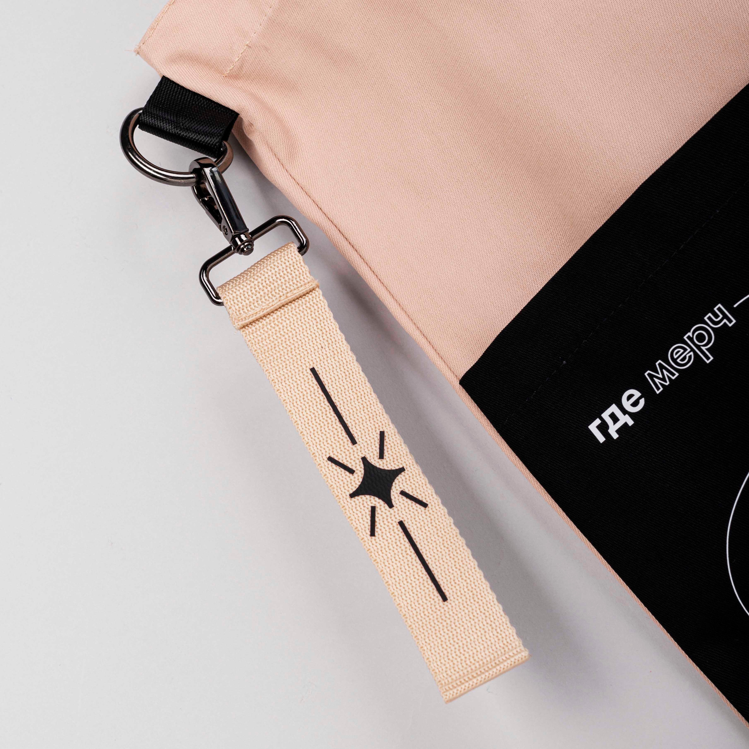 Мерчшоп vertcomm. Романова Александра фотограф в Москве