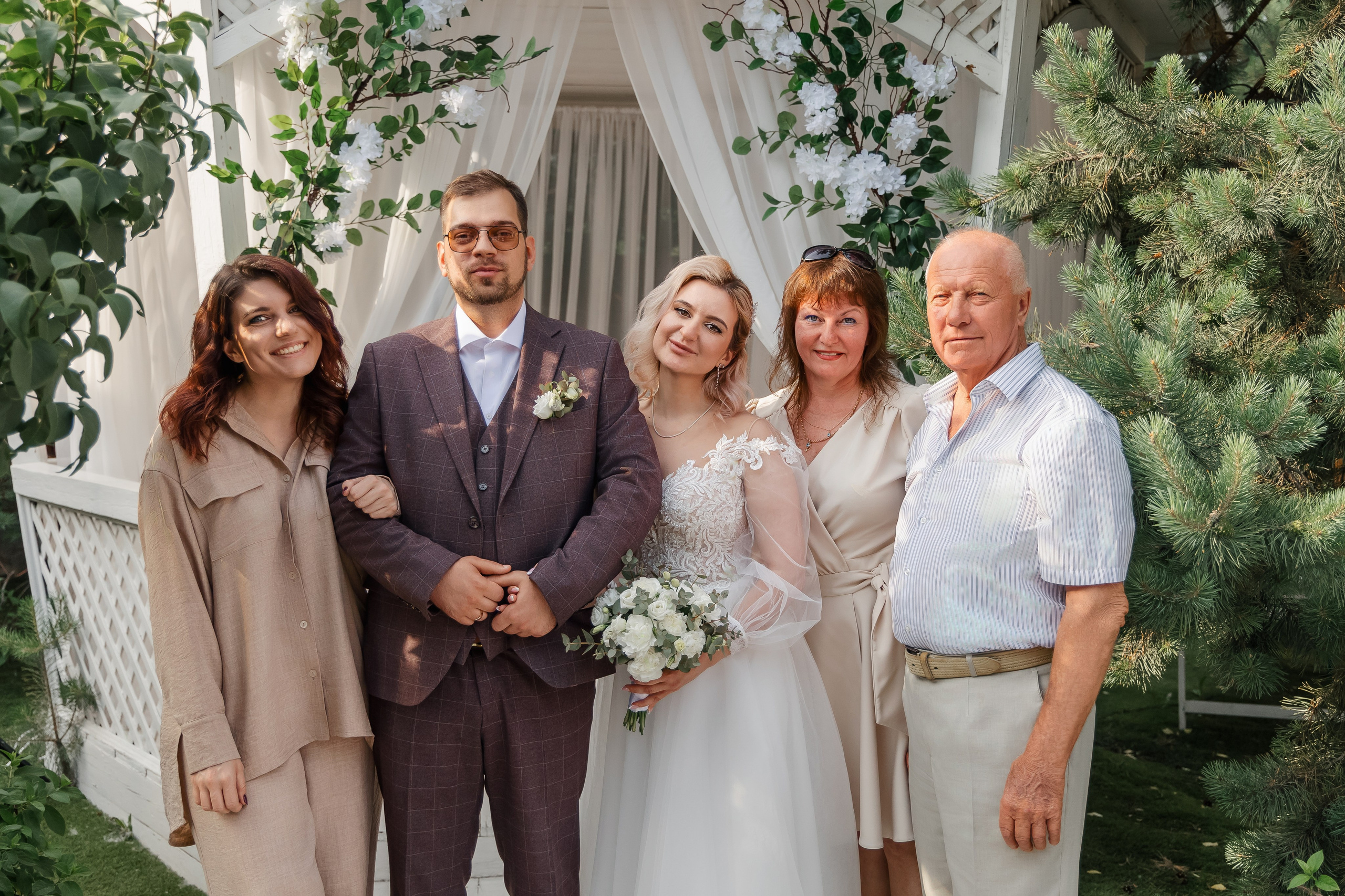 Максим и Юля. Дом офицеров. Свадебный фотограф в Хабаровске