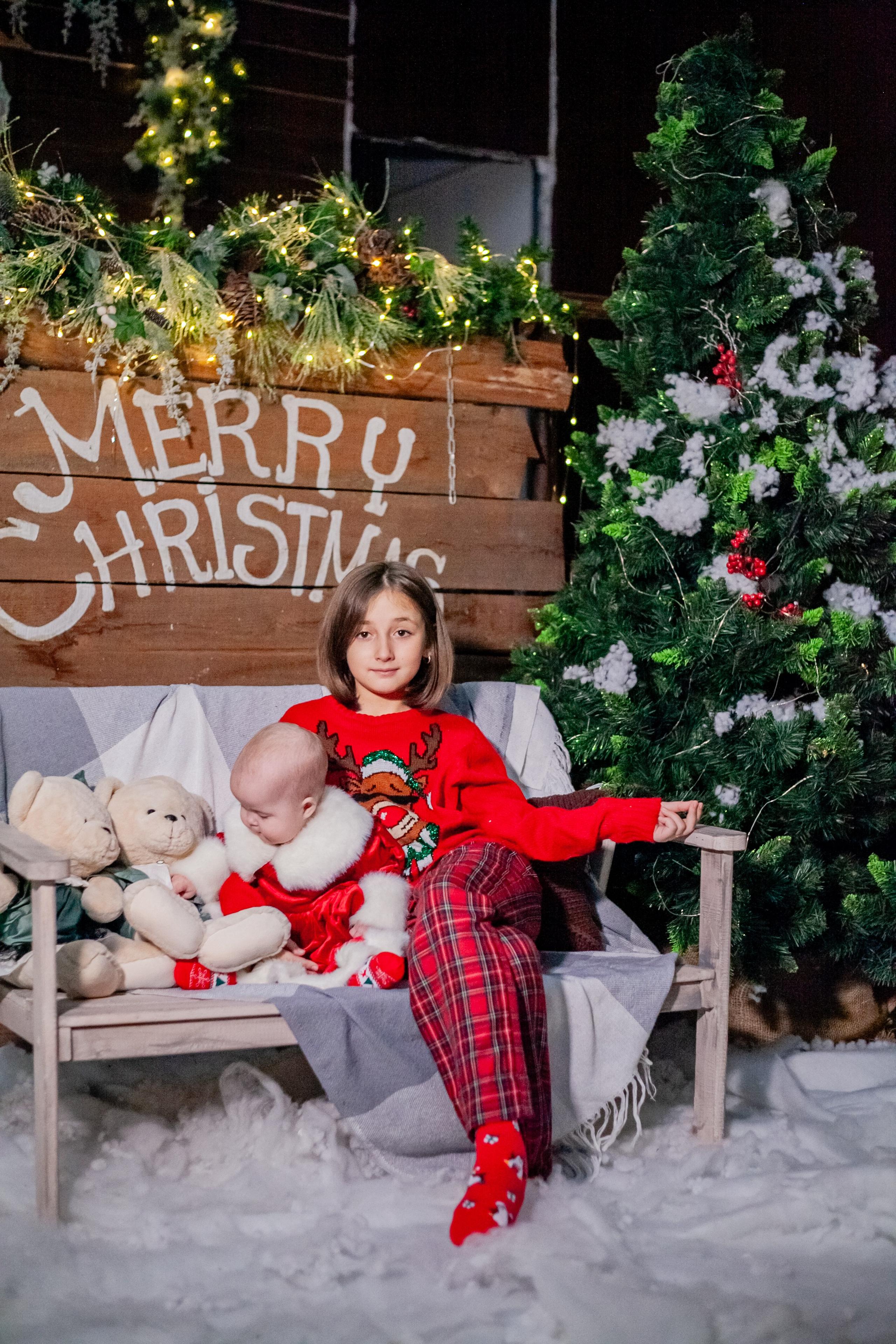 Ульяна и ее семья новый год 2024. Свадебный и семейный фотограф в Армавире