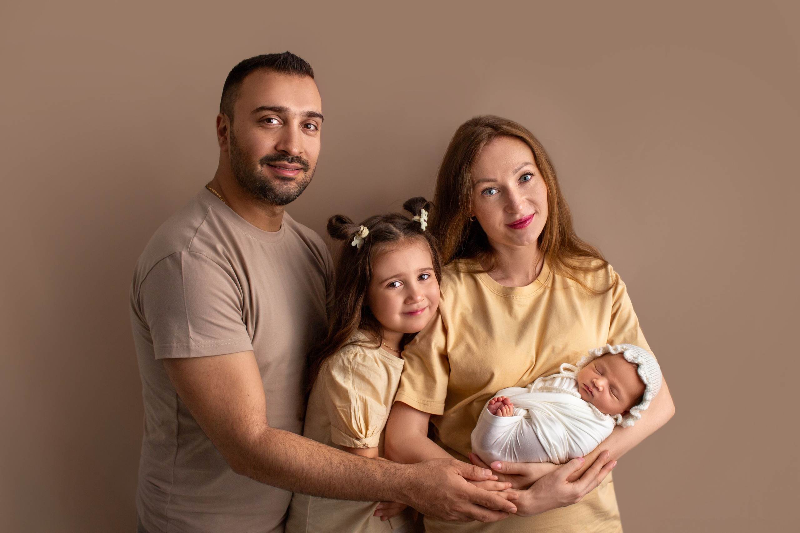 Съемка с родителями. Фотограф новорожденных в г. Москве и Люберцах