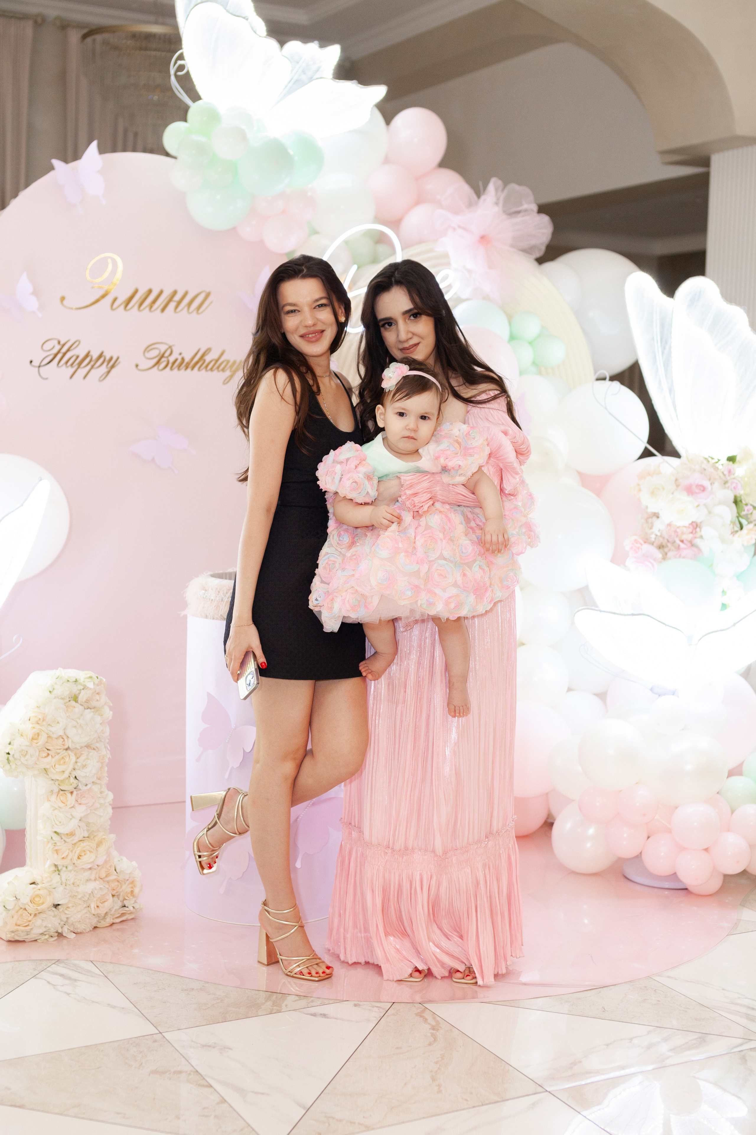 Годик Элине. Фотограф Ростов-на-Дону Свадебный Фотограф в Ростове Ксения Орлова