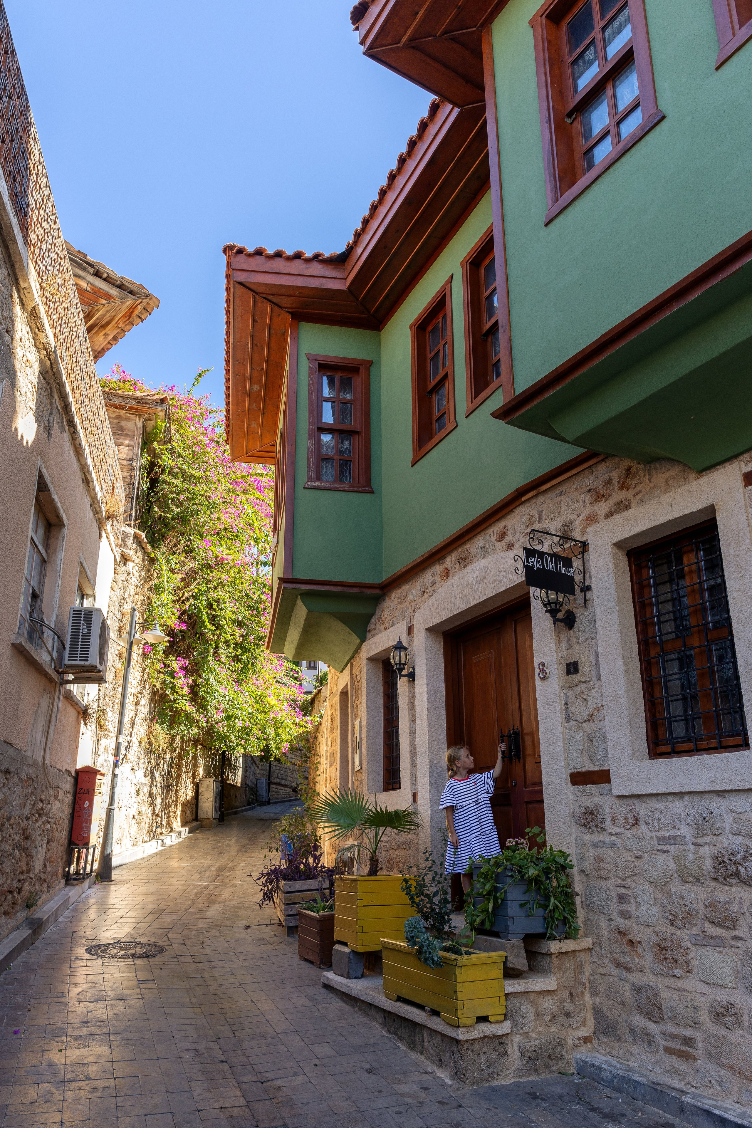 Анталия. Фото департамент круизного лайнера Астория Гранде