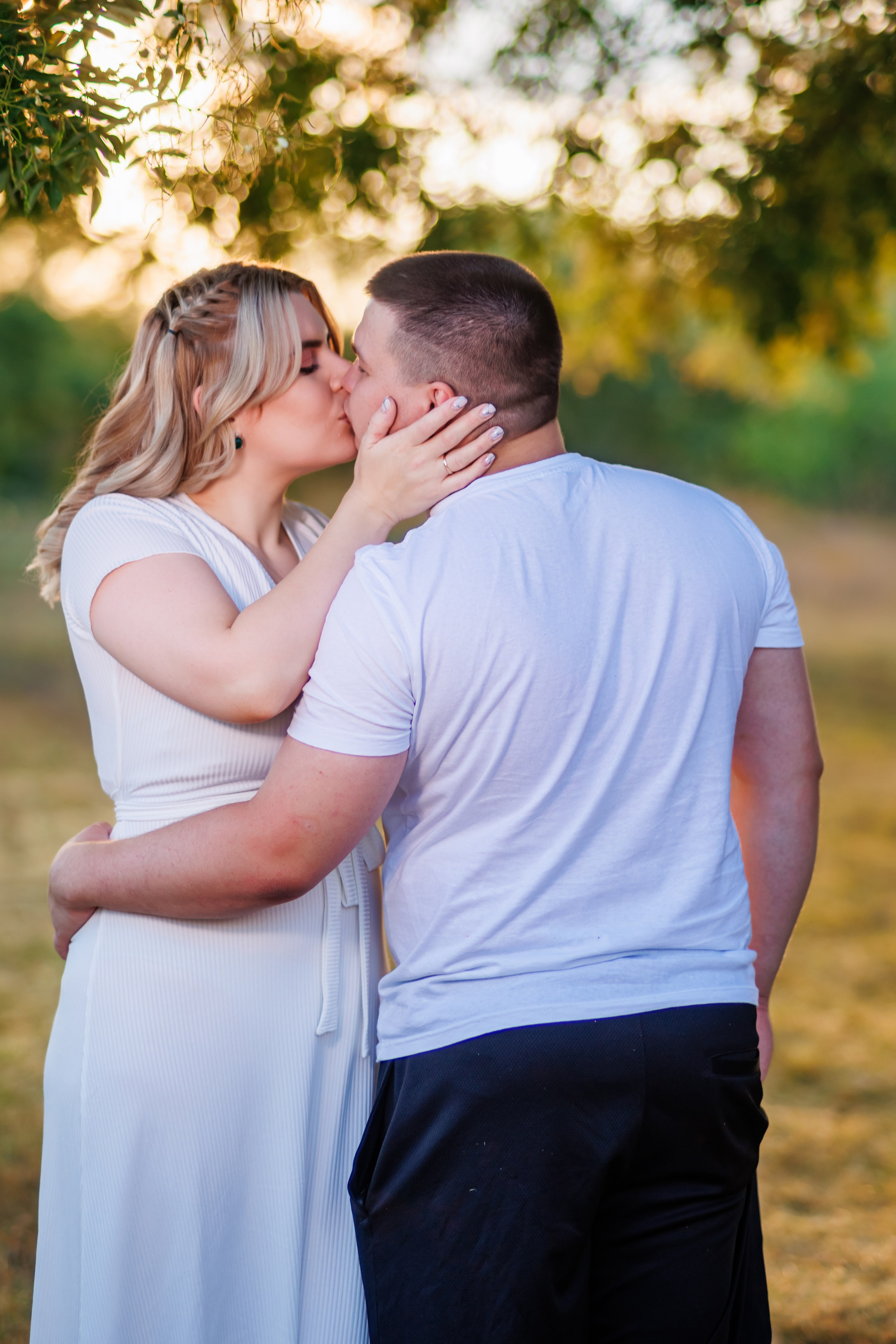 Прогулка на природе. Свадебный и семейный фотограф в Армавире