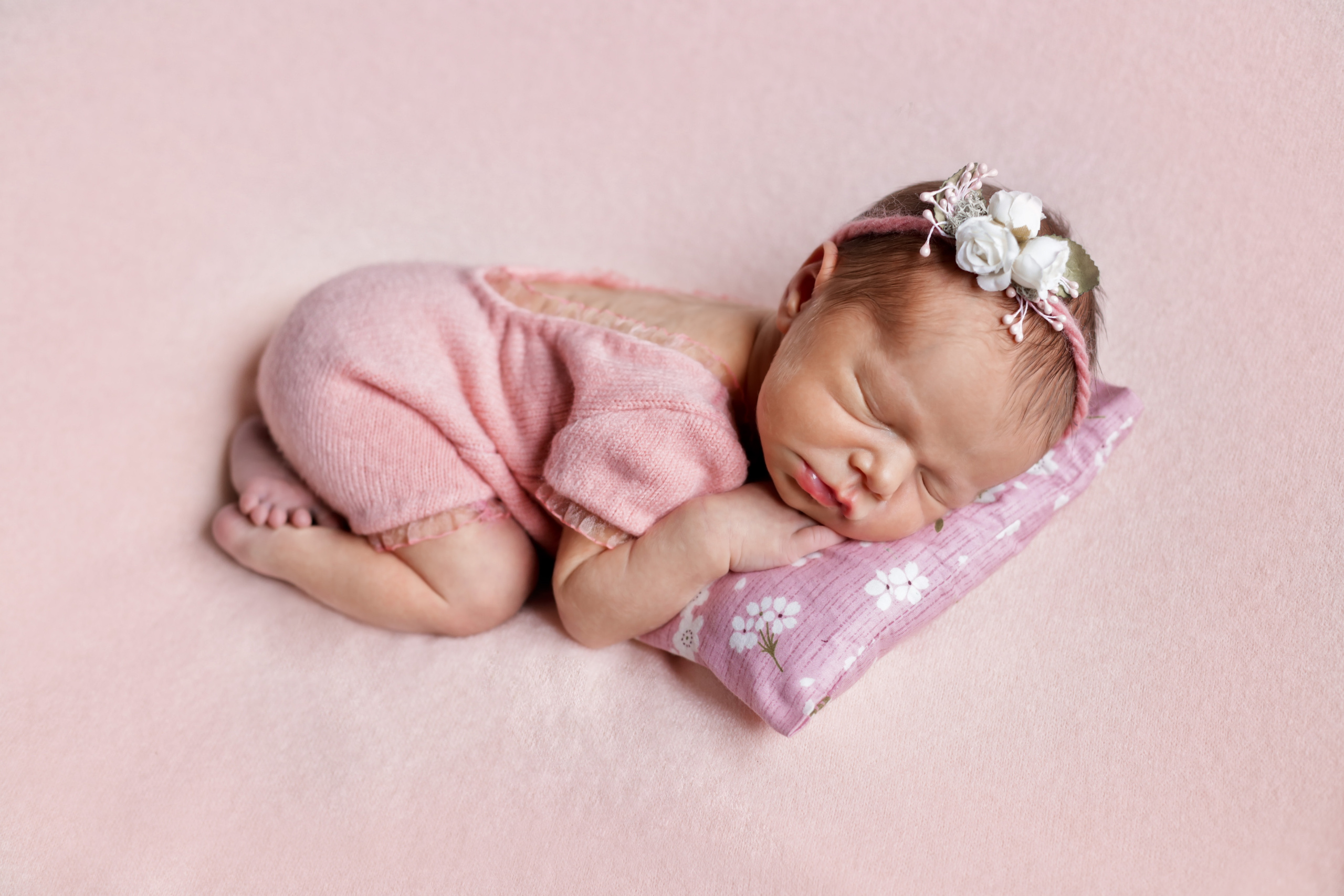 Мила 6 дней. Семейный фотограф и фотограф новорожденных в Санкт-Петербурге Алина Фе