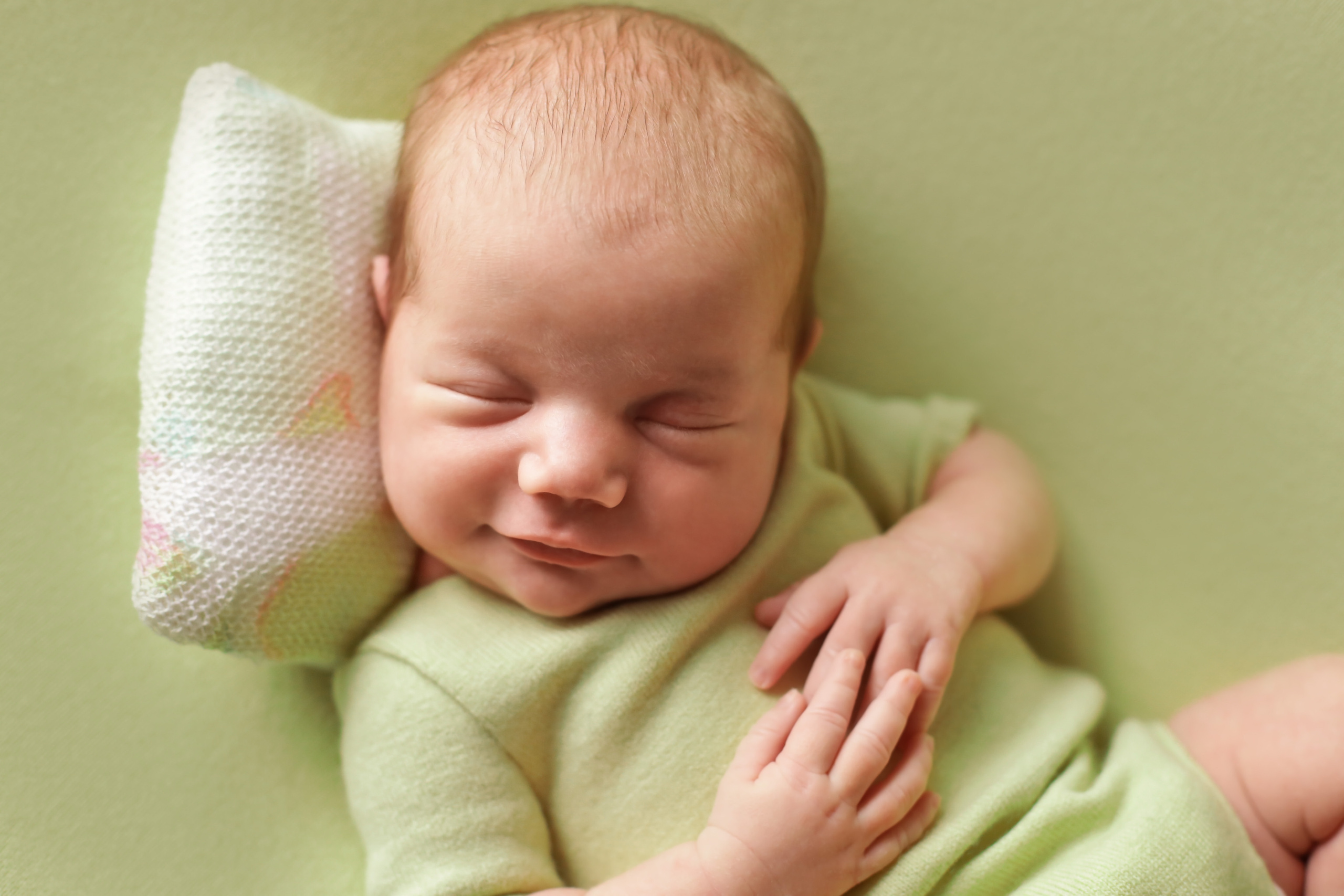 Вероника 16 дней. Семейный фотограф и фотограф новорожденных в Санкт-Петербурге Алина Фе