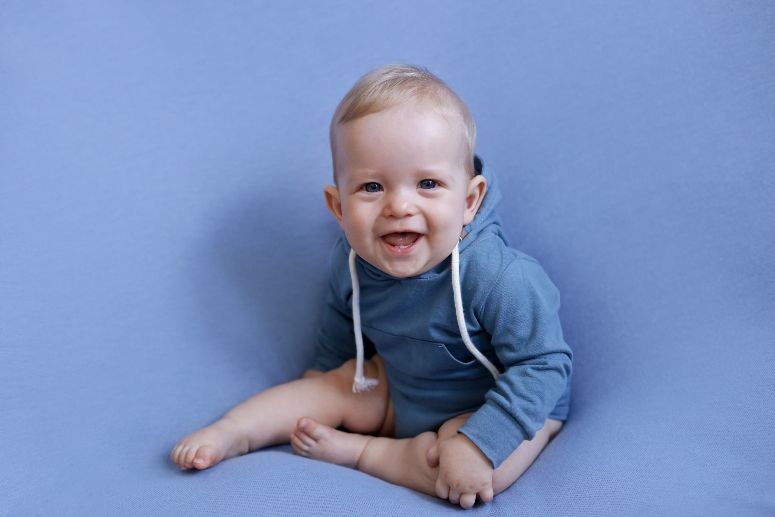 Михаил. Я расту. Семейный фотограф и фотограф новорожденных в Санкт-Петербурге Алина Фе