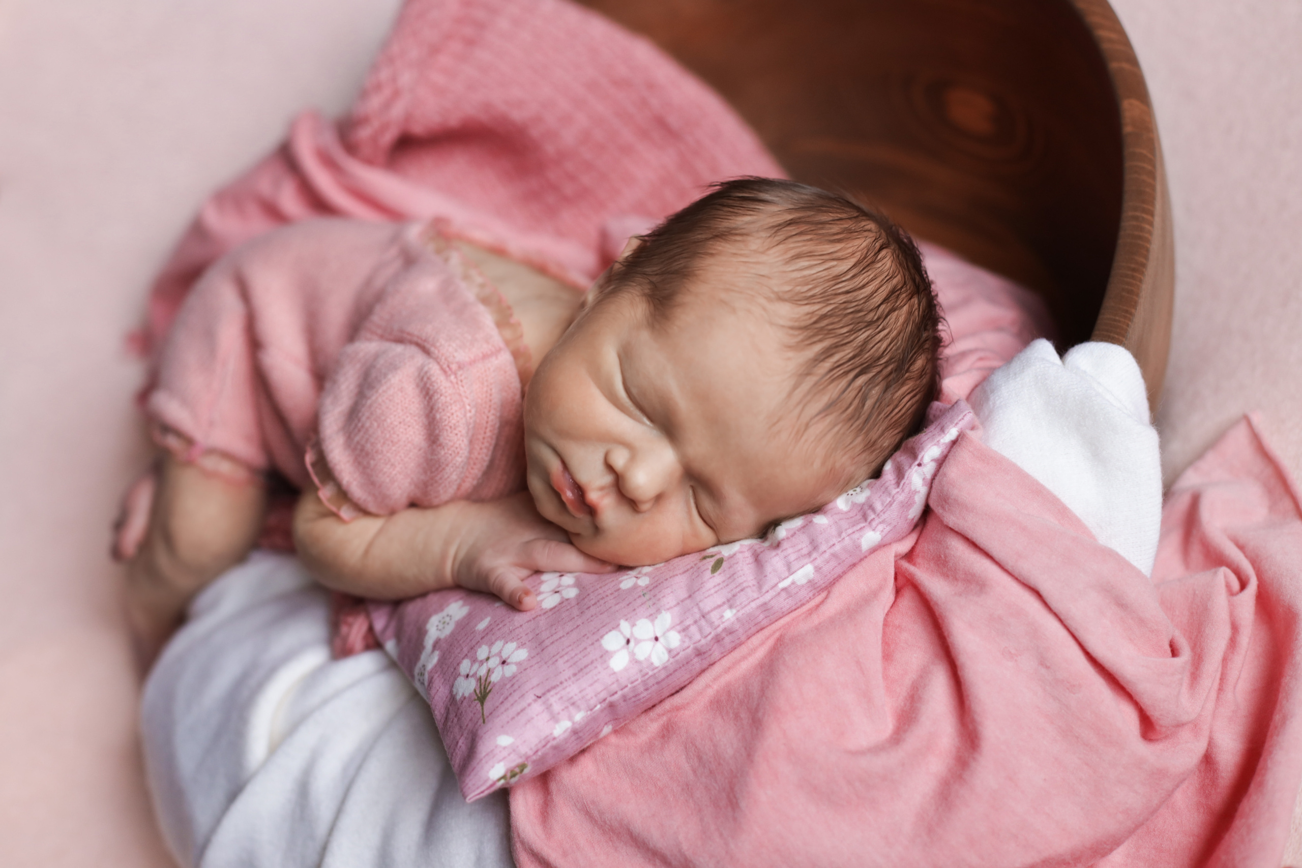 Мила 6 дней. Семейный фотограф и фотограф новорожденных в Санкт-Петербурге Алина Фе