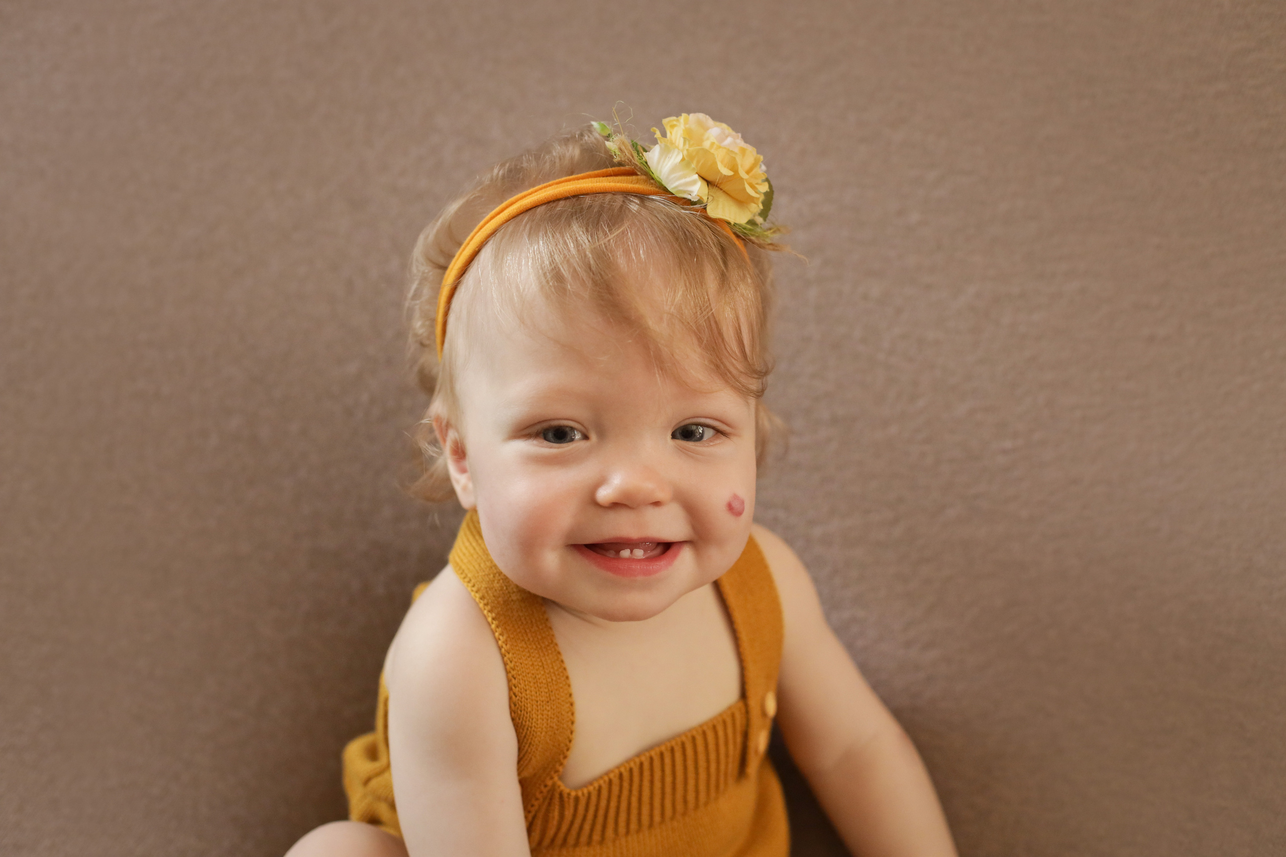 Элина и Арина. Я расту. Семейный фотограф и фотограф новорожденных в Санкт-Петербурге Алина Фе