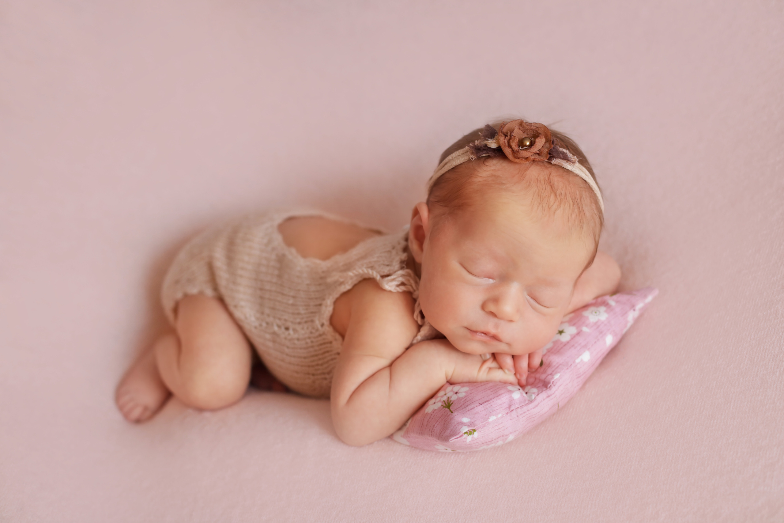 Елизавета 14 дней. Семейный фотограф и фотограф новорожденных в Санкт-Петербурге Алина Фе