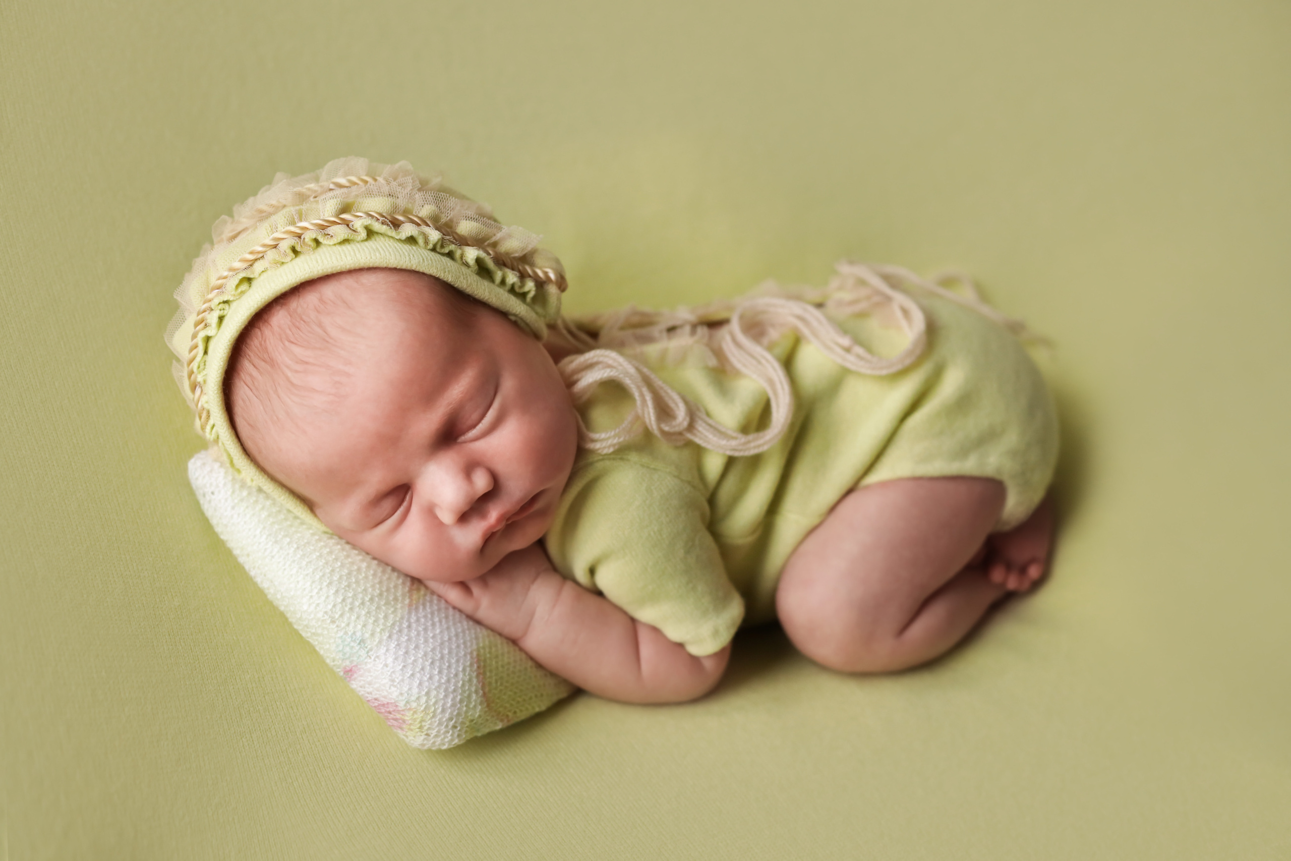 Вероника 16 дней. Семейный фотограф и фотограф новорожденных в Санкт-Петербурге Алина Фе